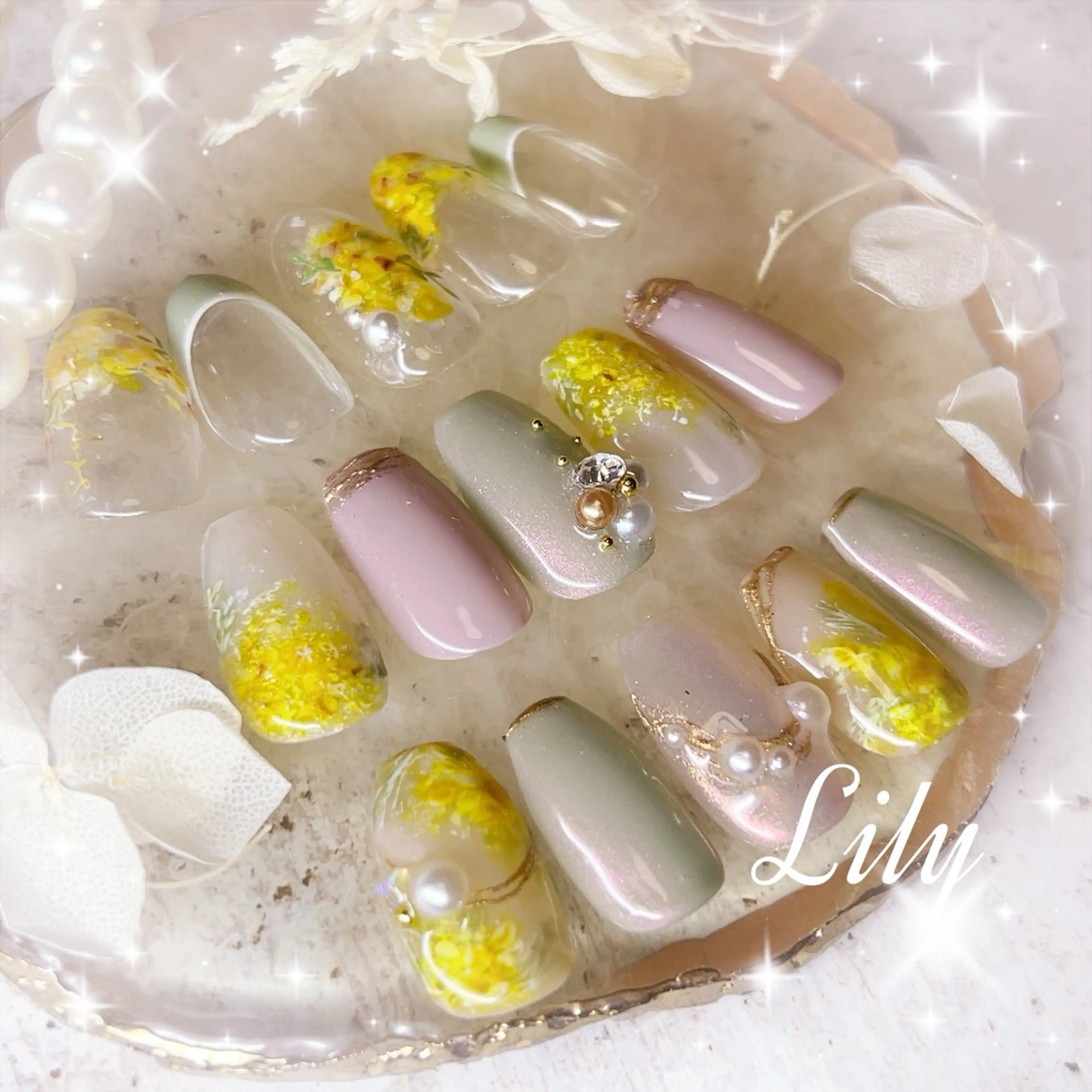 ネイル ハンドネイル Nailsalon Lilyのネイルデザイン