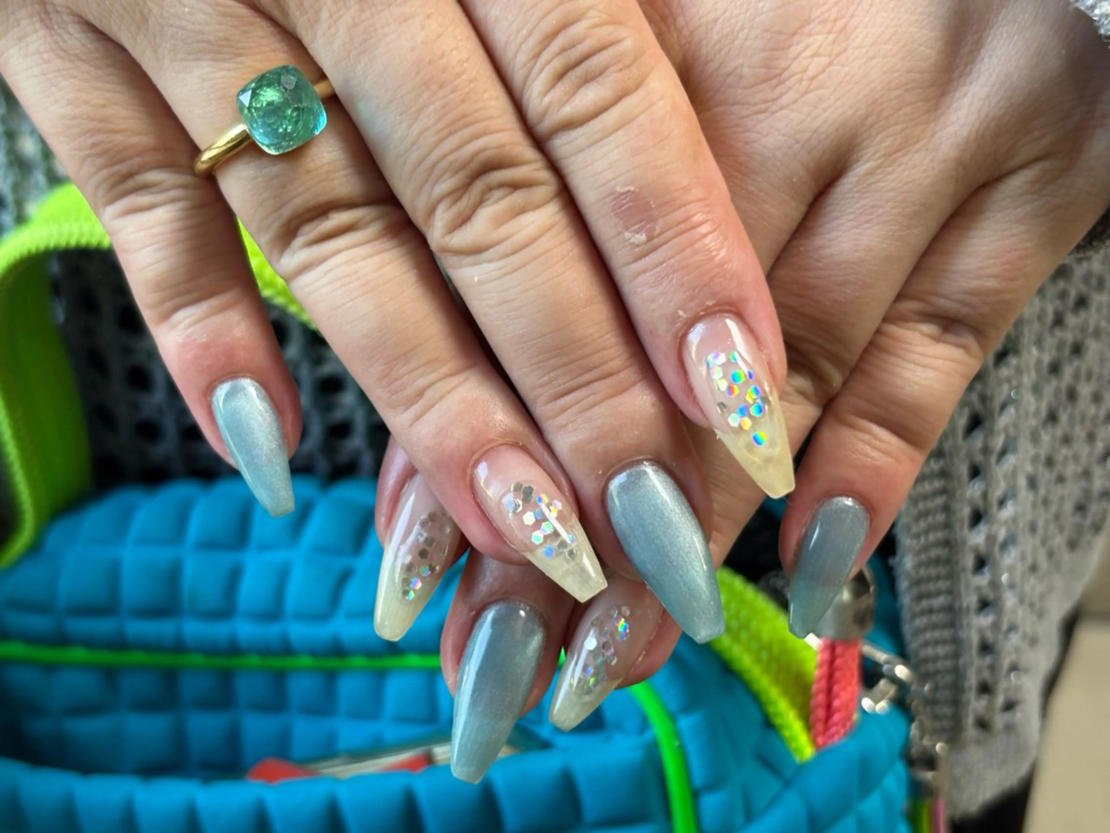 ネイル オーロラネイル ブルー クリアネイル キラキラネイル マグネットネイル ハンドネイル フットネイル mieux YUKoのネイルデザイン