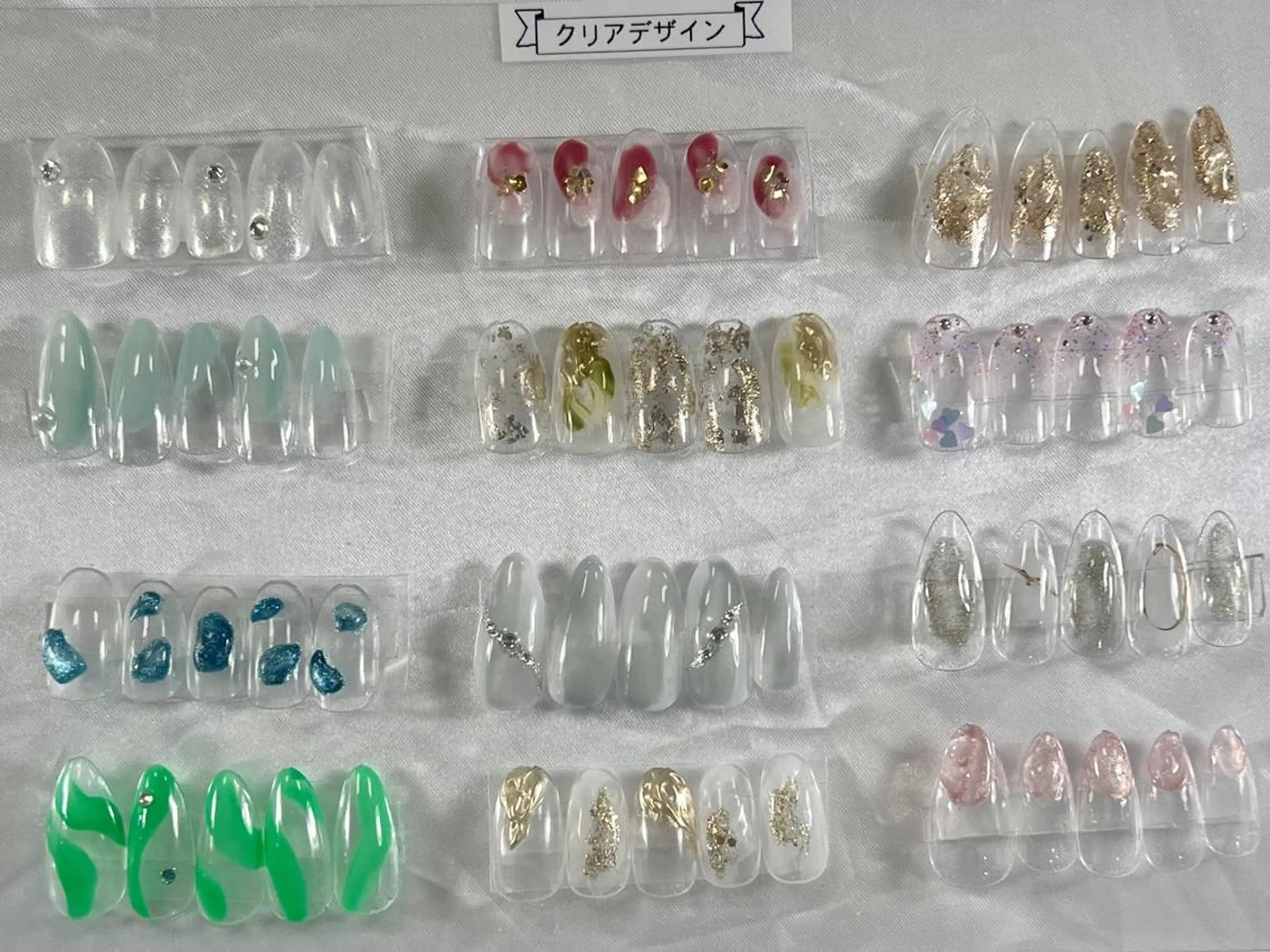 ネイル ❤️💛🩵京橋 痛ネイル⭐️3Dのネイルデザイン