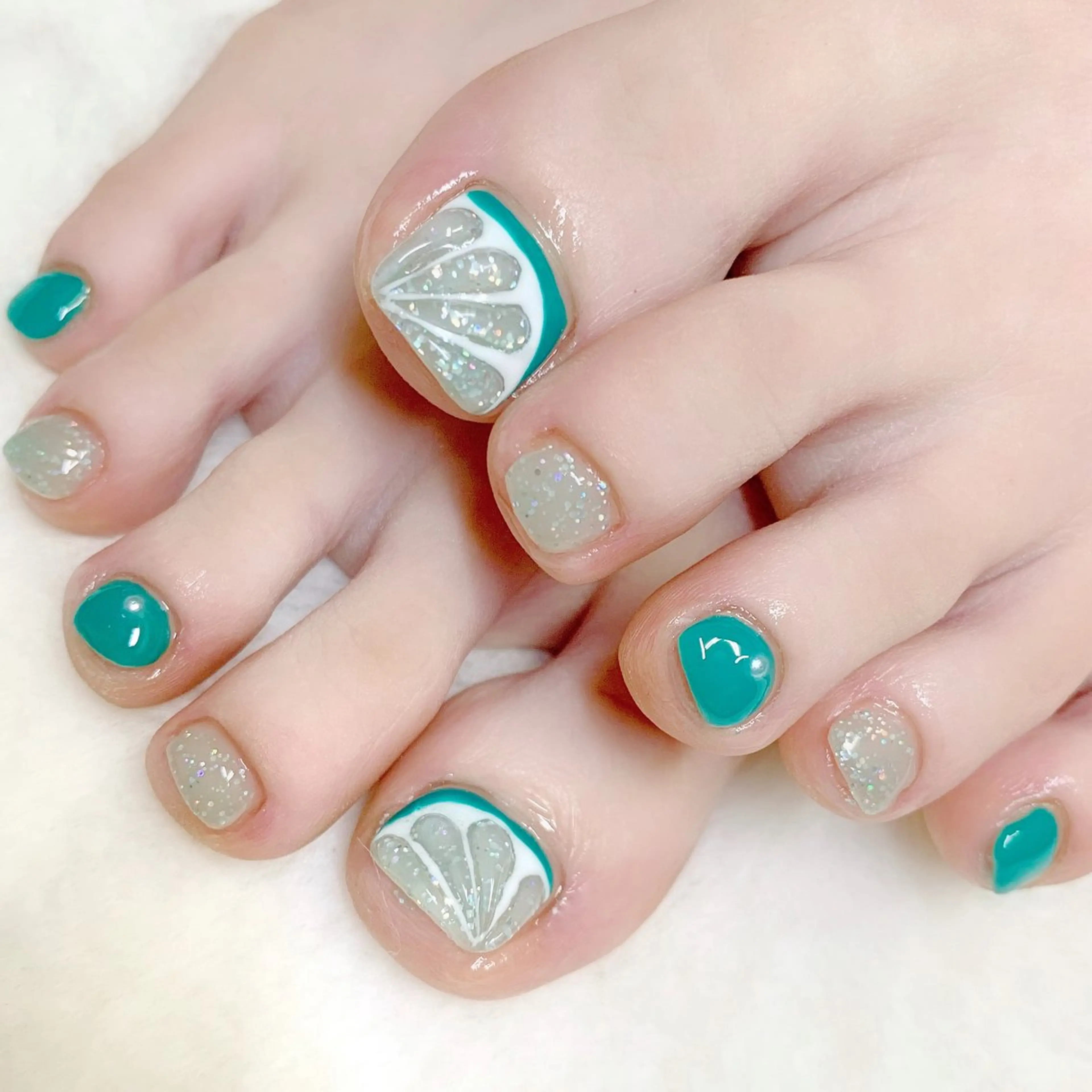 ネイル BIYU ESTETICA ORIENTAL 大泉店所属・mi yuのネイルデザイン