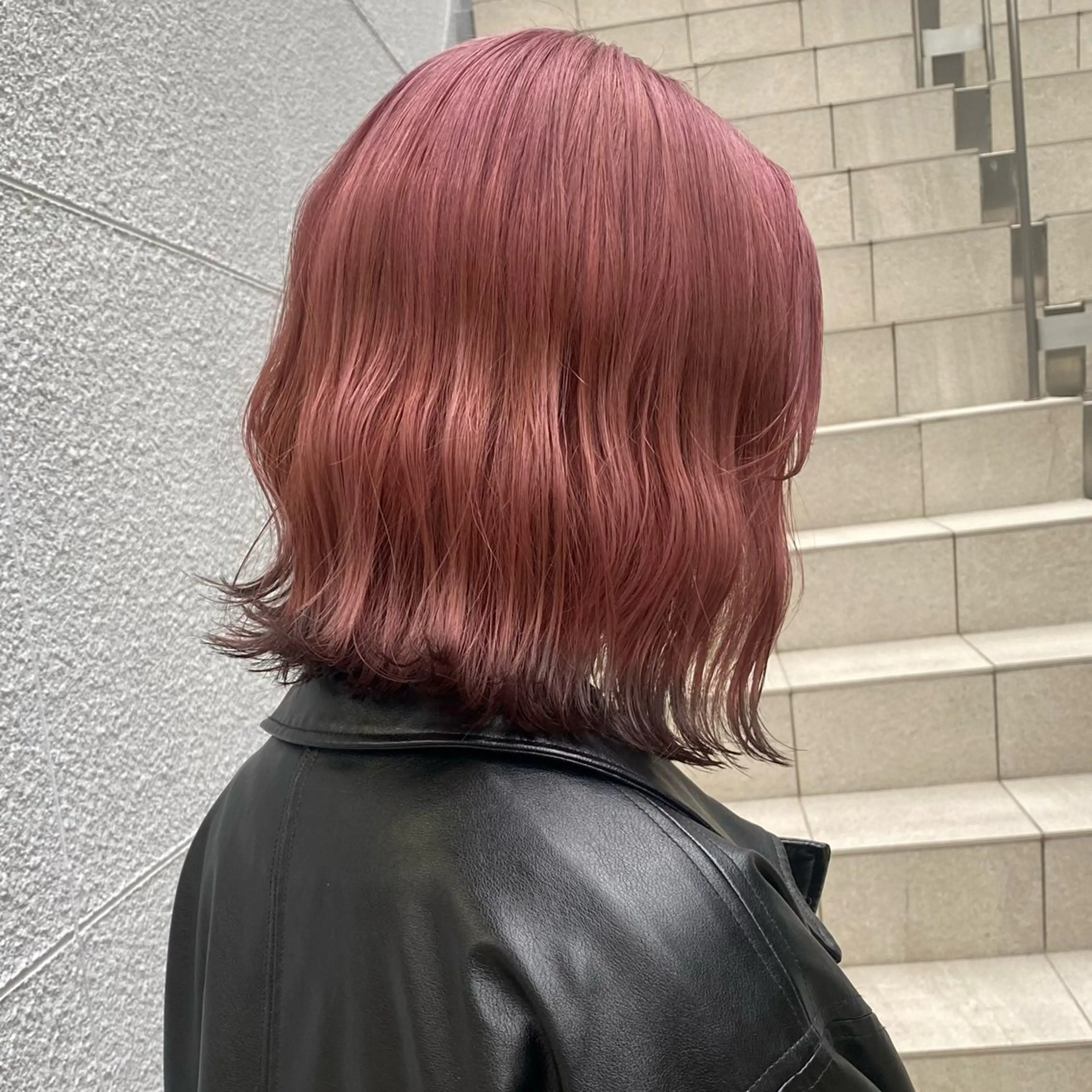 ショート カラー 木下 梓のヘアスタイル