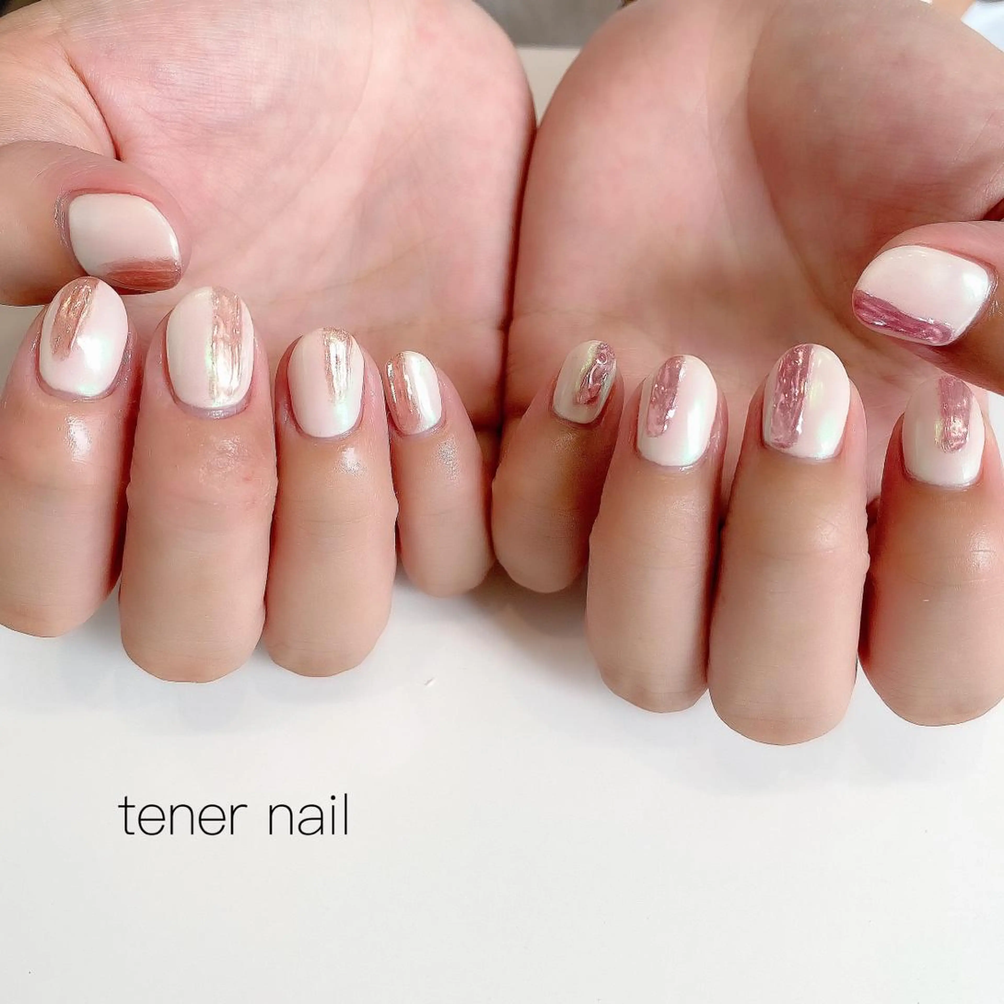 ネイル ミラーネイル ニュアンスネイル tener  nail  テネルネイル所属・テネルネイル tener nailのネイルデザイン