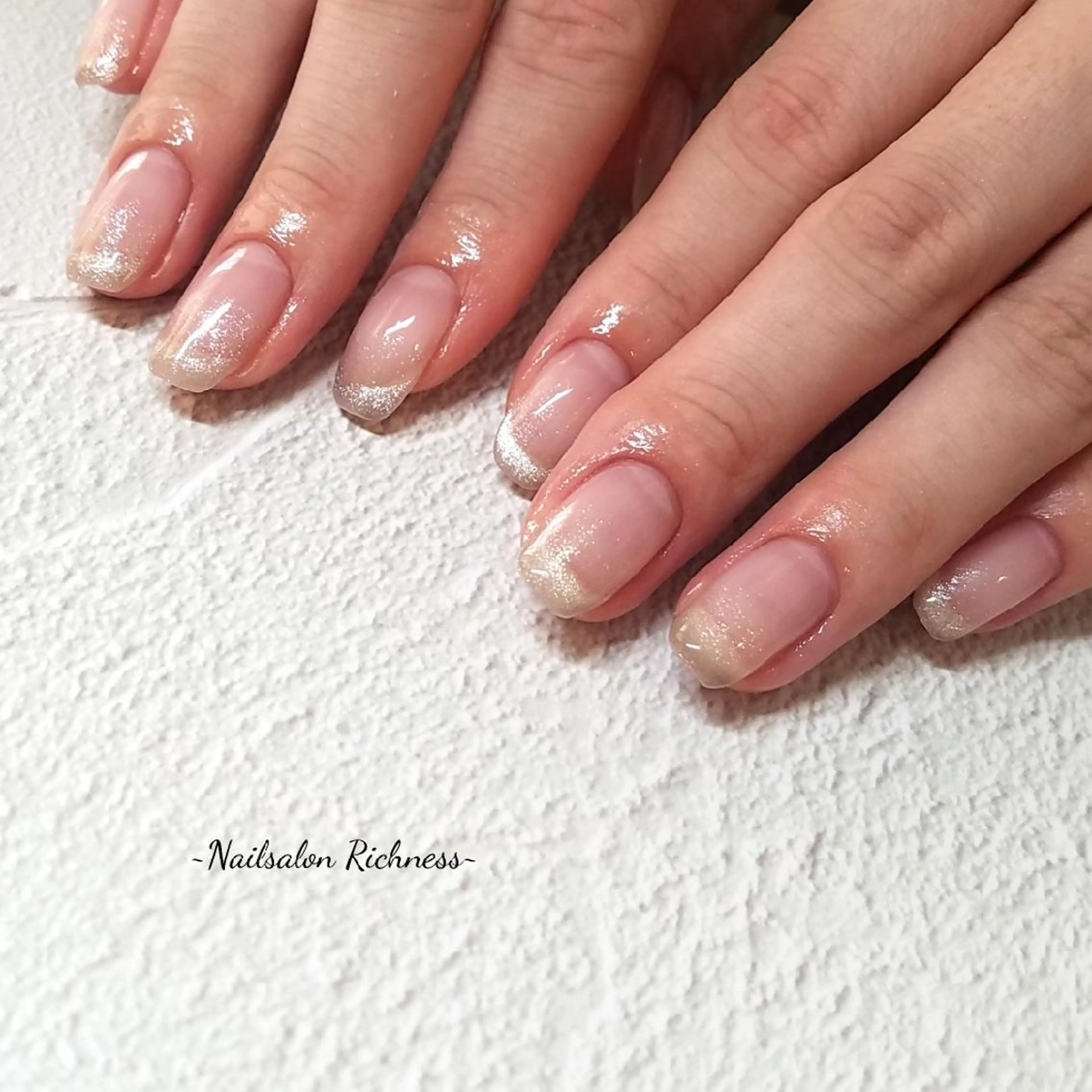 ネイル フレンチネイル グラデーション マグネットネイル マグネットフレンチ シンプルネイル I. Yukariのネイルデザイン