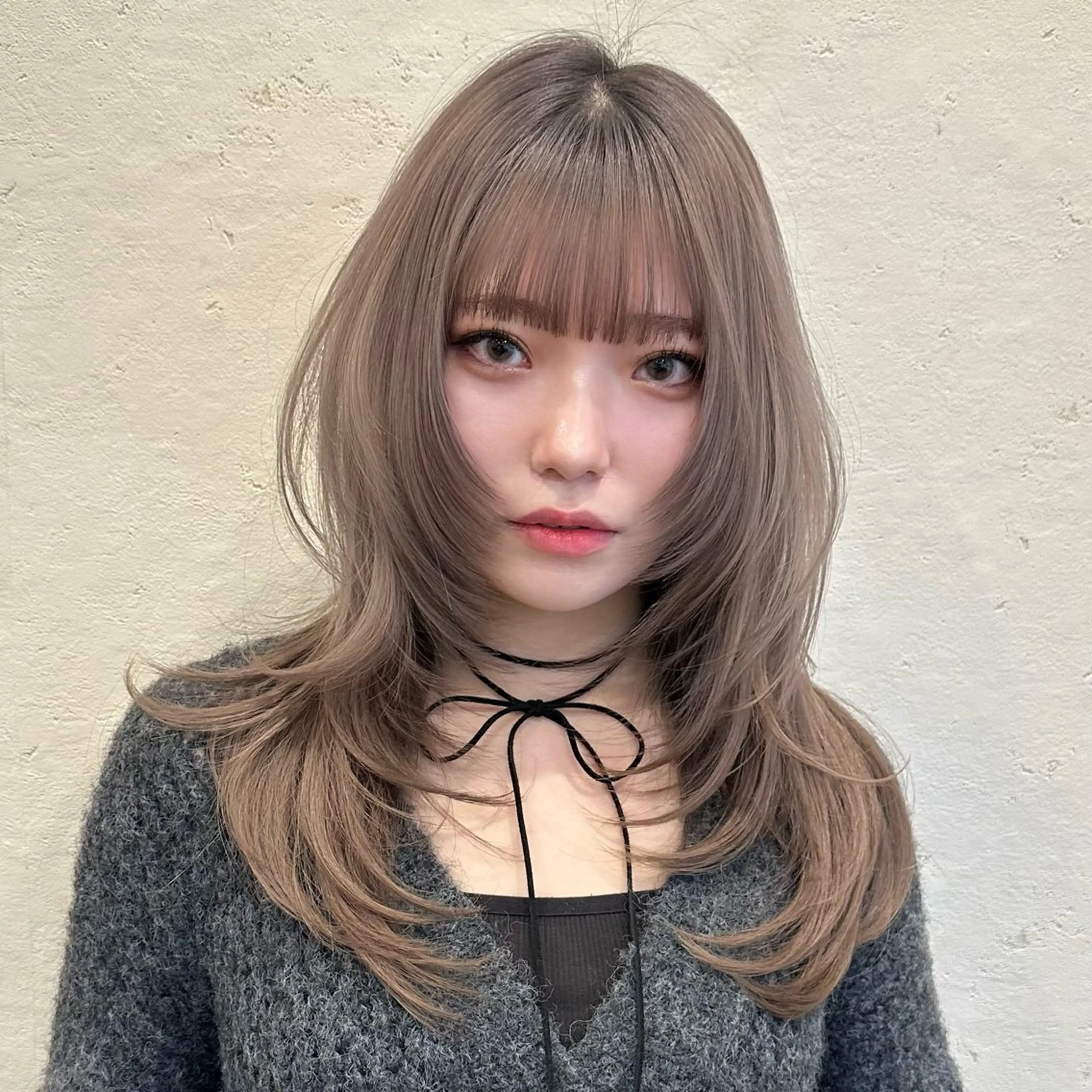 ミディアム カット ヘアカラー トリートメント 🌹ハッシュカット、 レイヤー韓国ヘア🌹のヘアスタイル