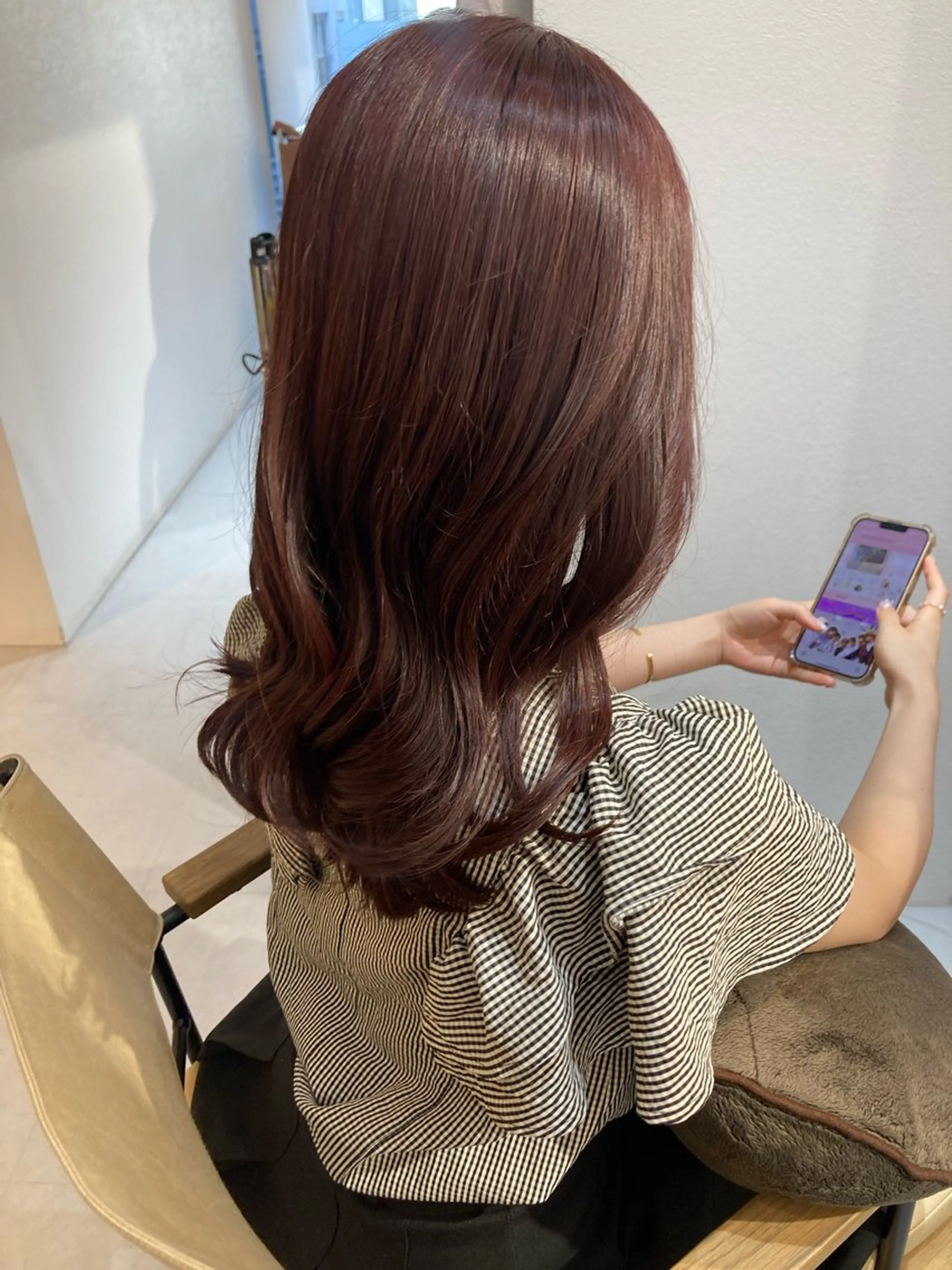 セミロング ✨色持ちの良い艶 カラー✨蟹江真世のヘアスタイル