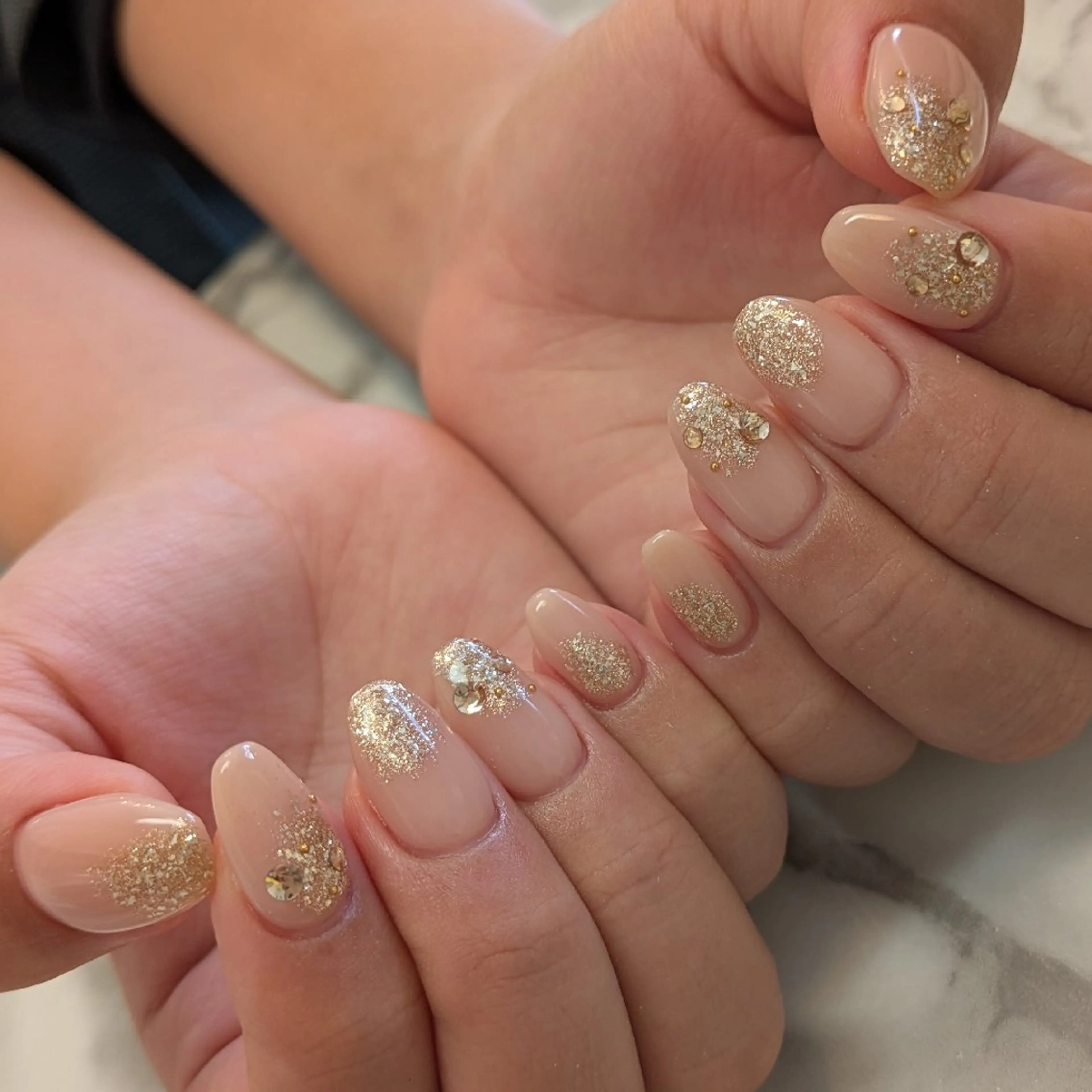 ネイル キラキラネイル ジェヌインネイル 河内のネイルデザイン