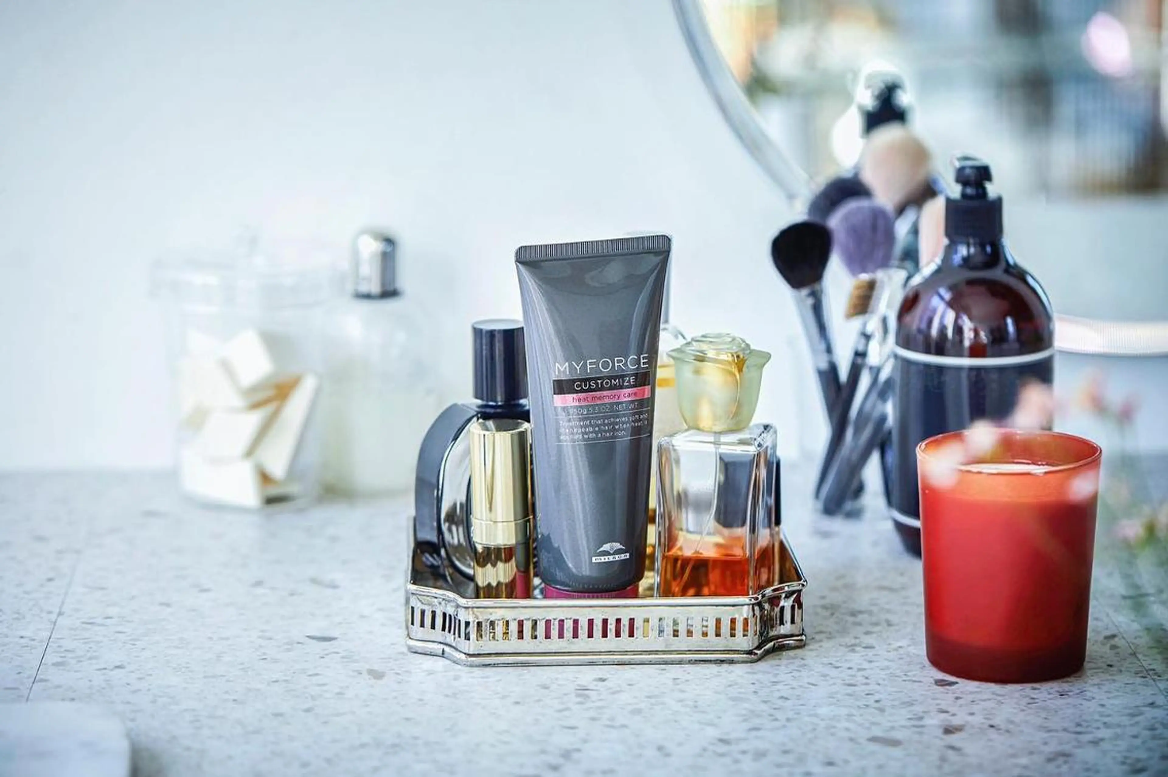 ショート カラー ハイライトカラー インナーカラー ハイライト 髪質改善 縮毛矯正 justbeauty CiNQのヘアスタイル