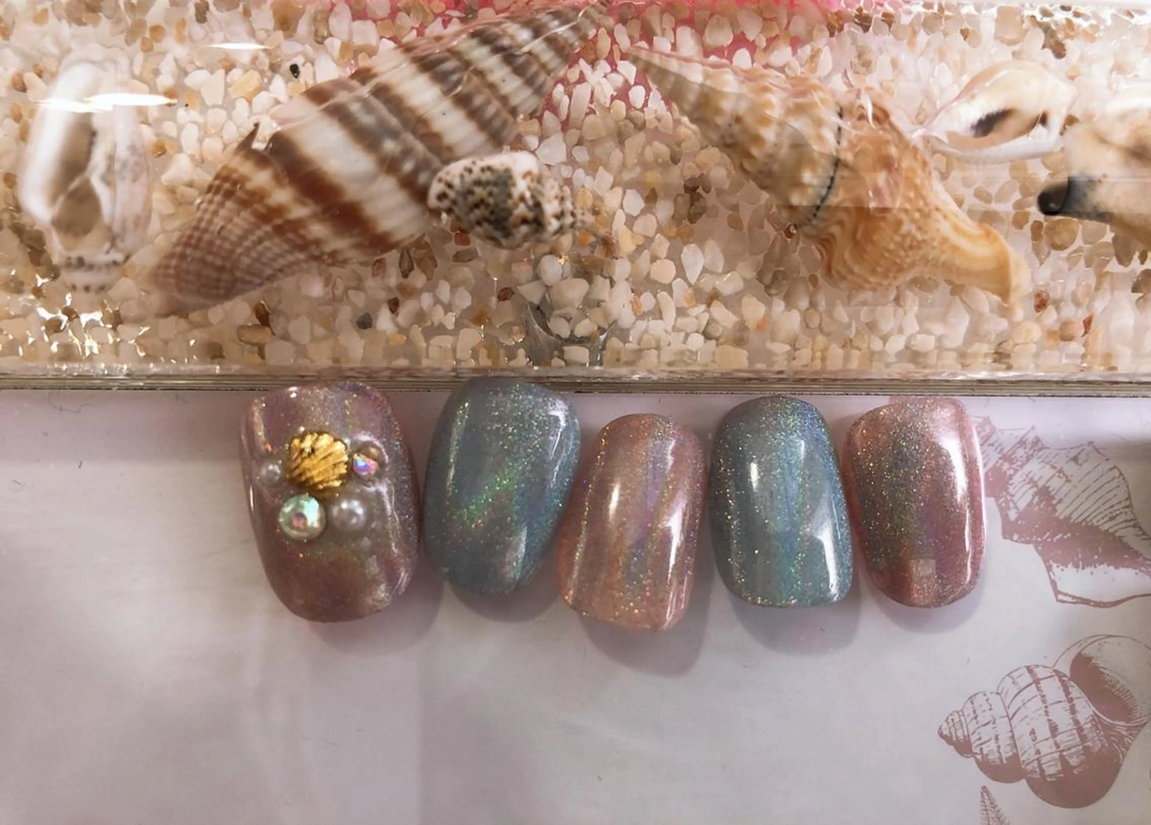 ネイル AB マツエクネイルサロンのネイルデザイン