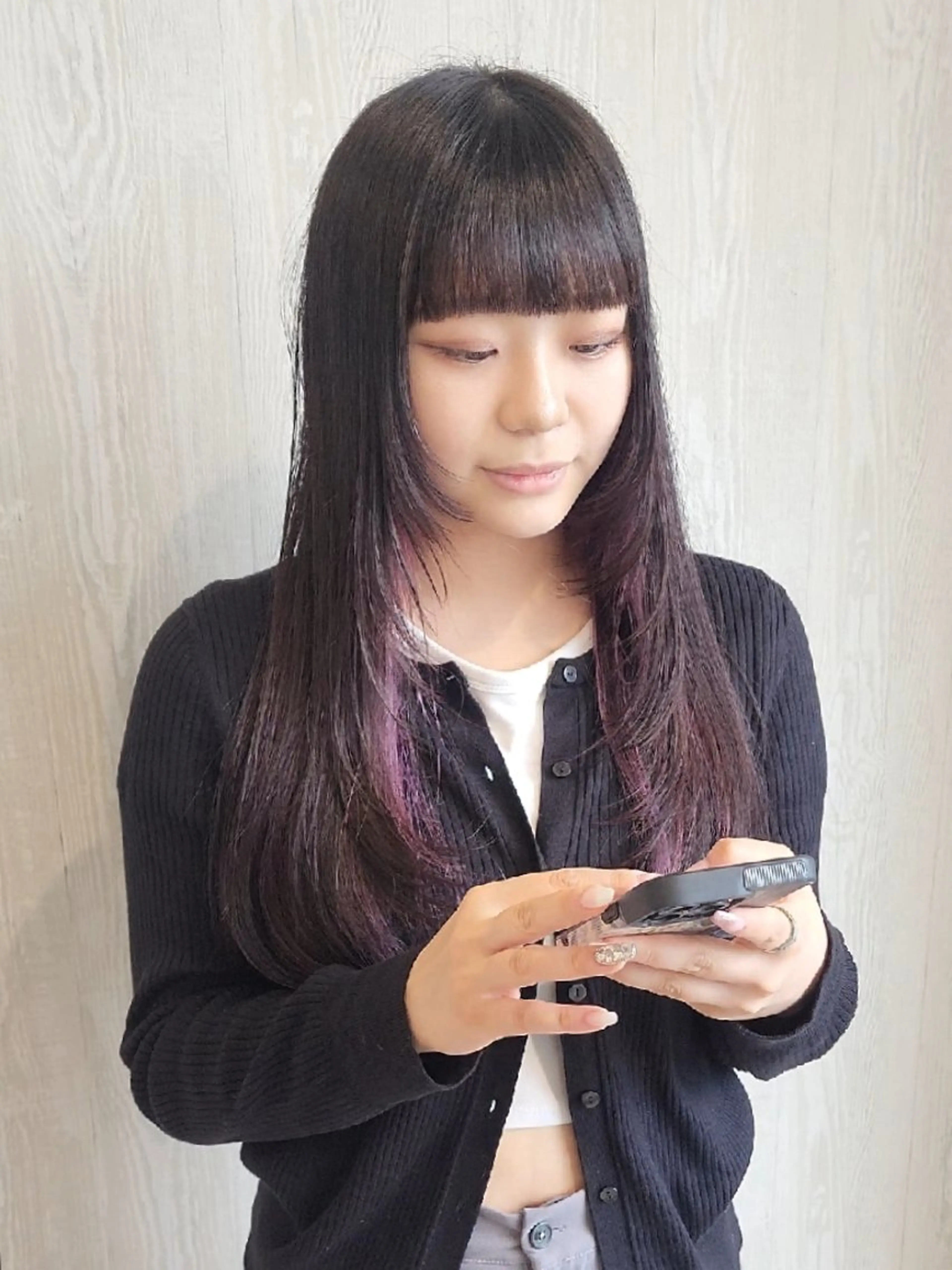 ロング カラー イヤリングカラー レイヤーカット ヘアカラー トリートメント レイヤーカット/ ウルフカット/大橋 のヘアスタイル