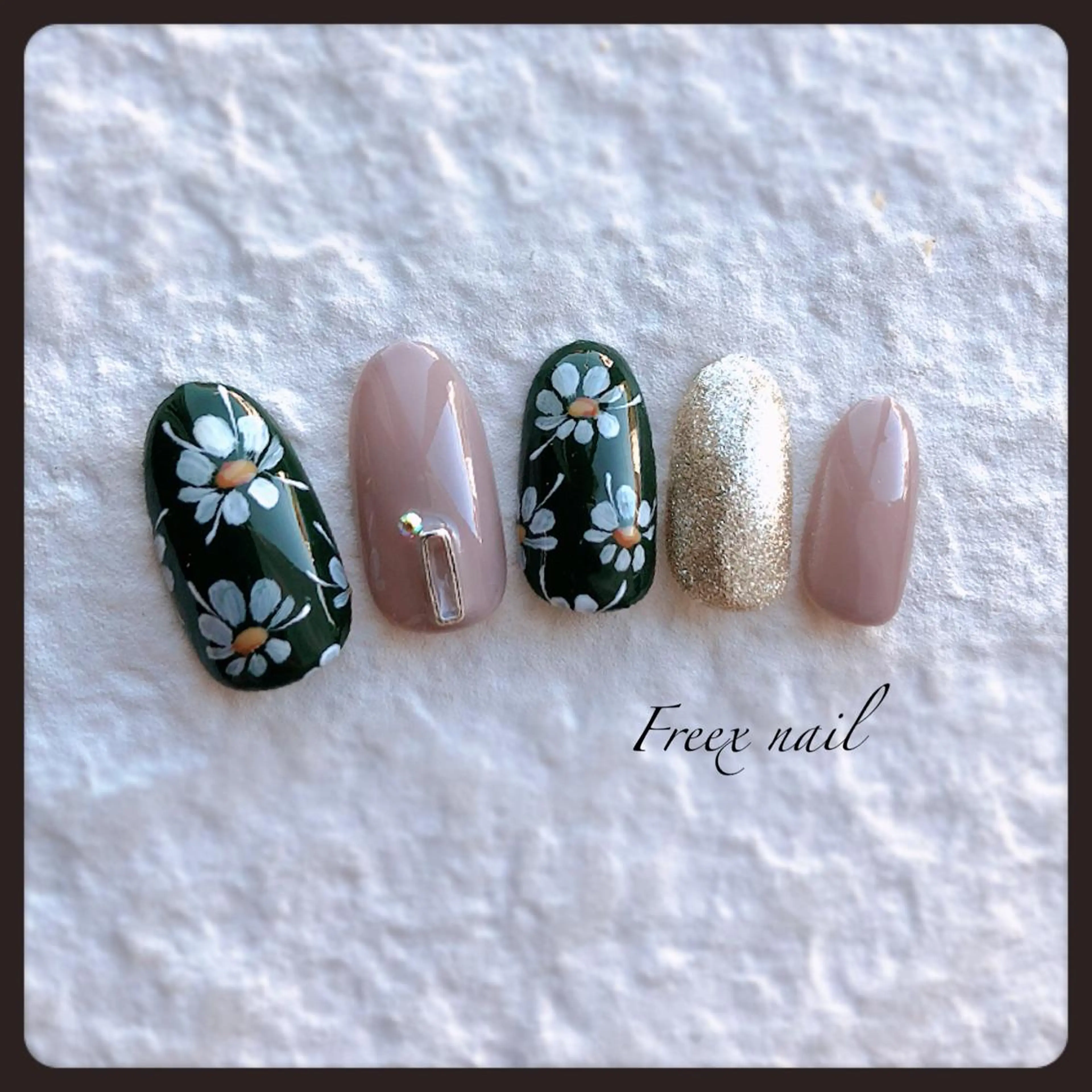 ネイル フラワーネイル Freex nail所属・freex nail /ニュアンス/個性派のネイルデザイン
