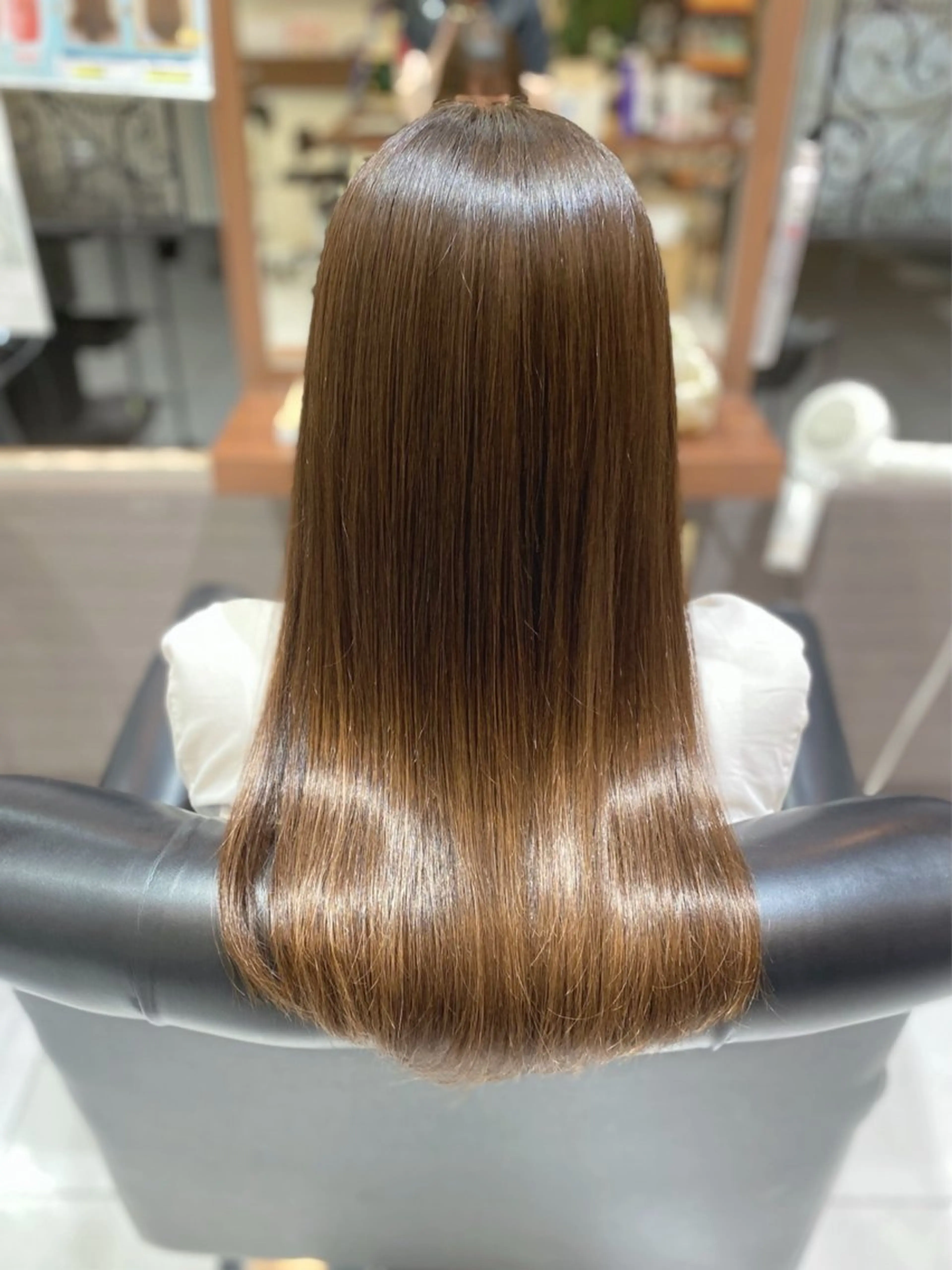 ロング 横手 亜紀のヘアスタイル