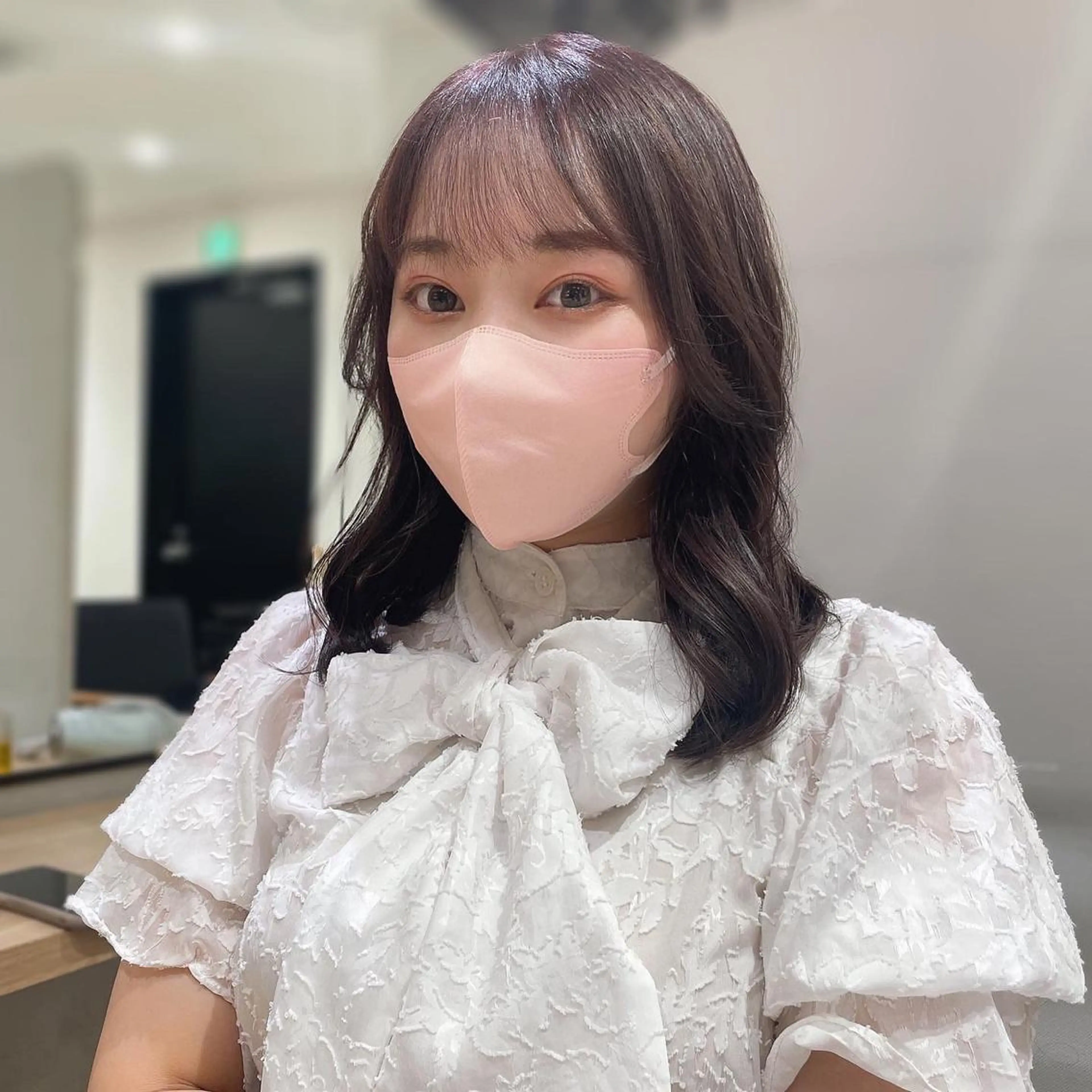 ミディアム ミディアムパーマ ラベンダーベージュ 韓国風ヘア トリートメント オルチャンヘア ヘアカラー IVY所属・ヘアアレンジ🎀 yuuka 🤍のヘアスタイル