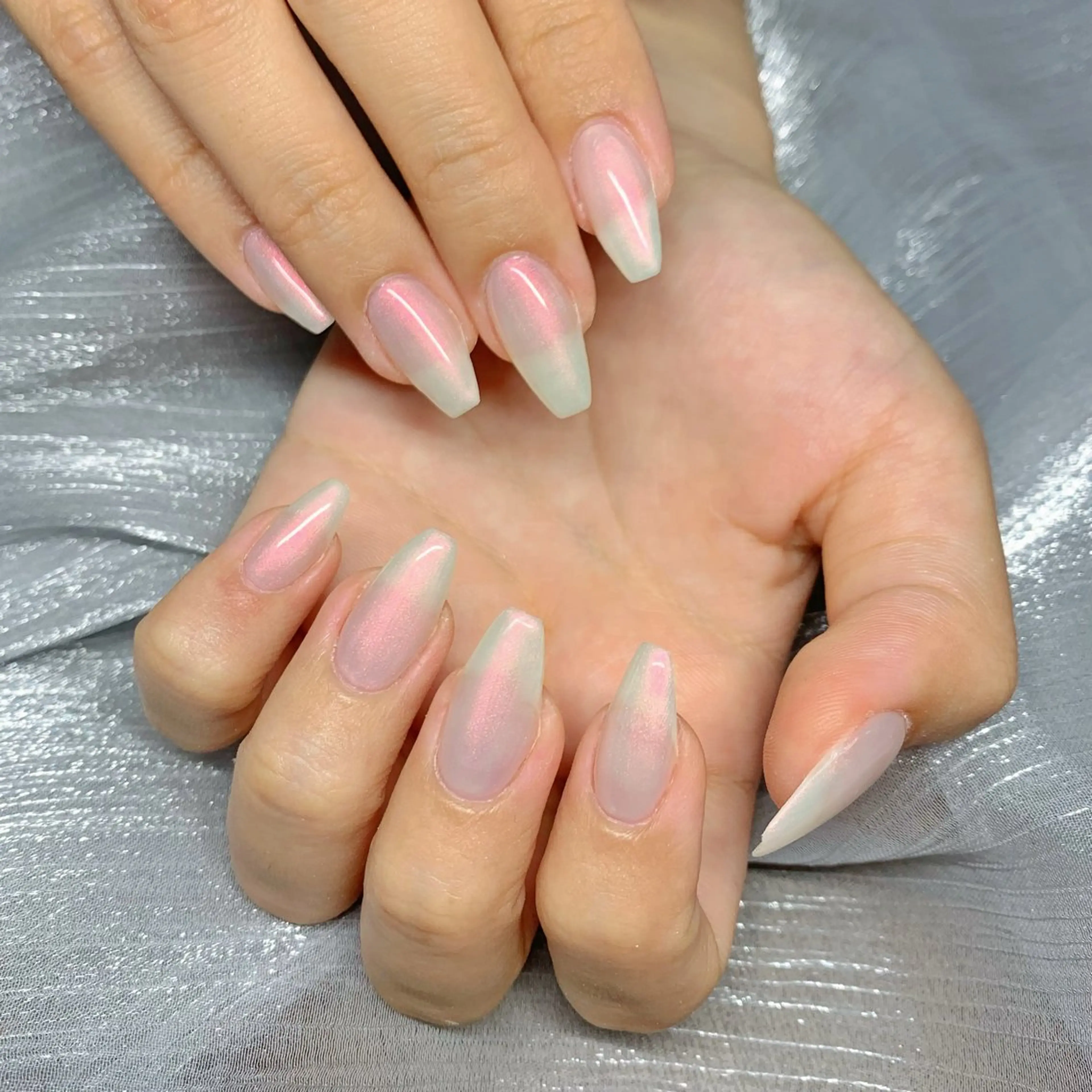 ネイル キラキラネイル 韓国ネイル オフィスネイル ピンク シンプルネイル ハンドネイル なつみ wooのネイルデザイン