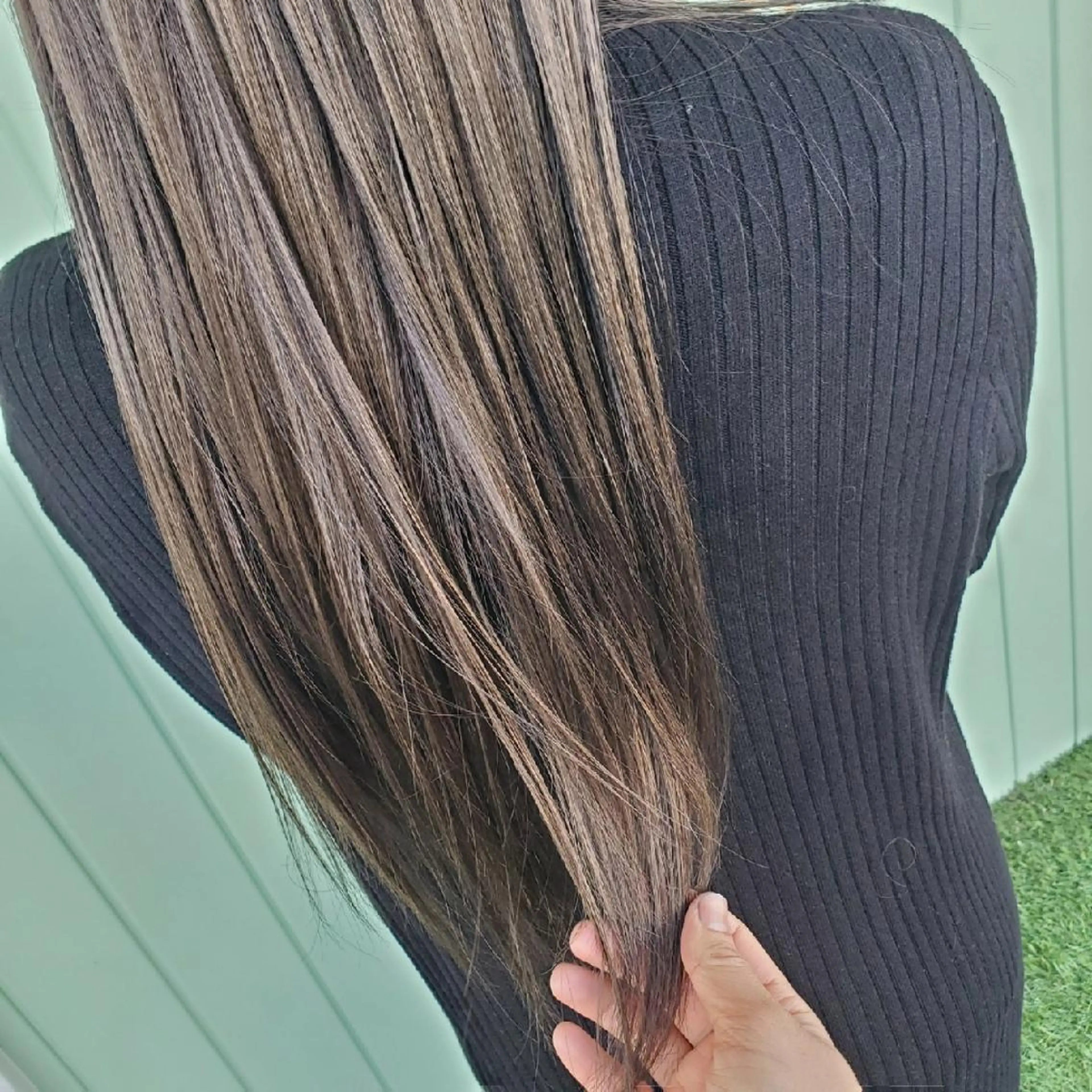 カラー chacha Blanc田中のヘアスタイル