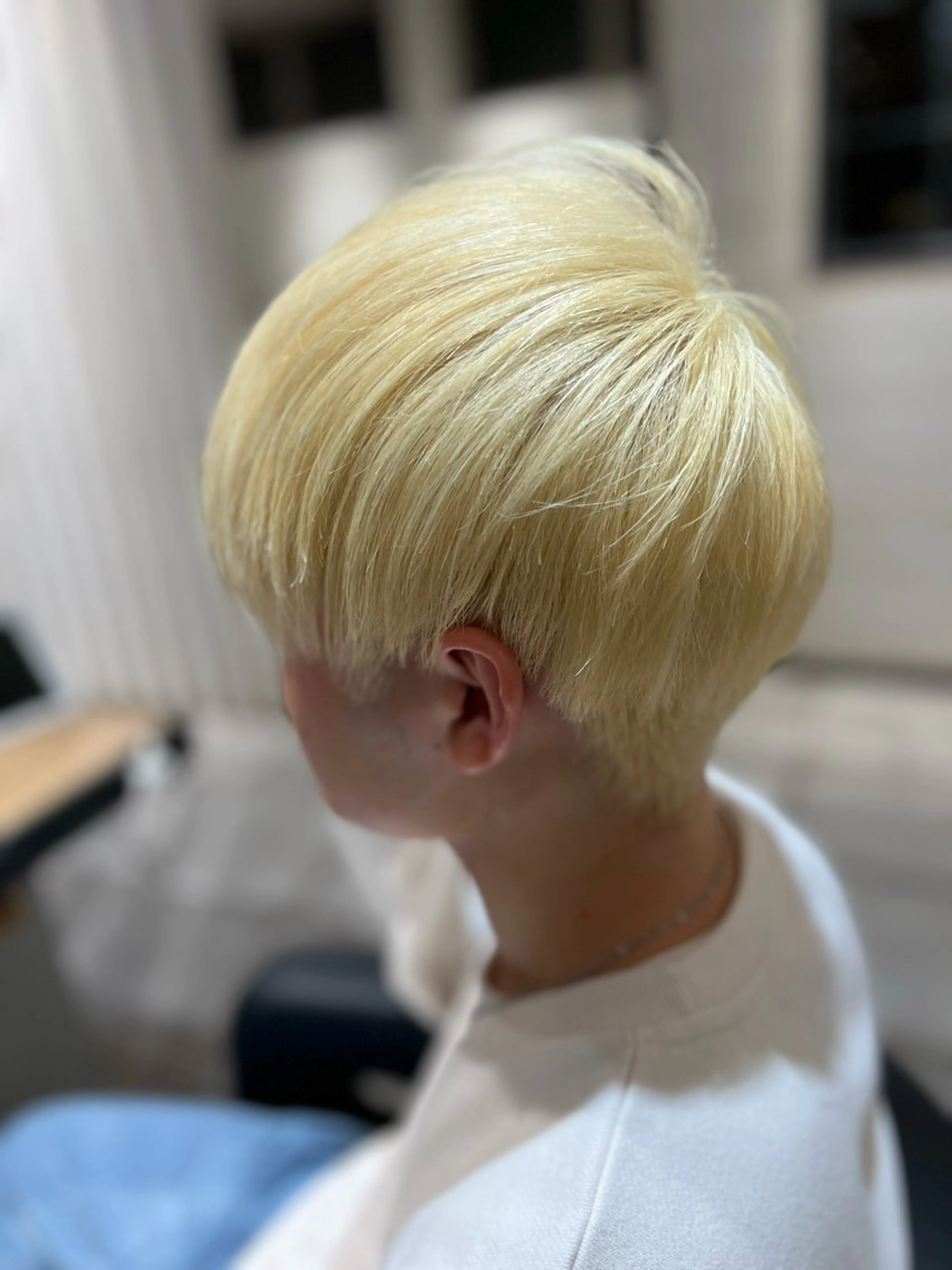 ショート カラー メンズ メンズブリーチ メンズハイトーン マッシュ メンズパーマ ブリーチ カット ヘアカラー トリートメント 【メンズ限定】メンズ スタイル特化美容師のヘアスタイル