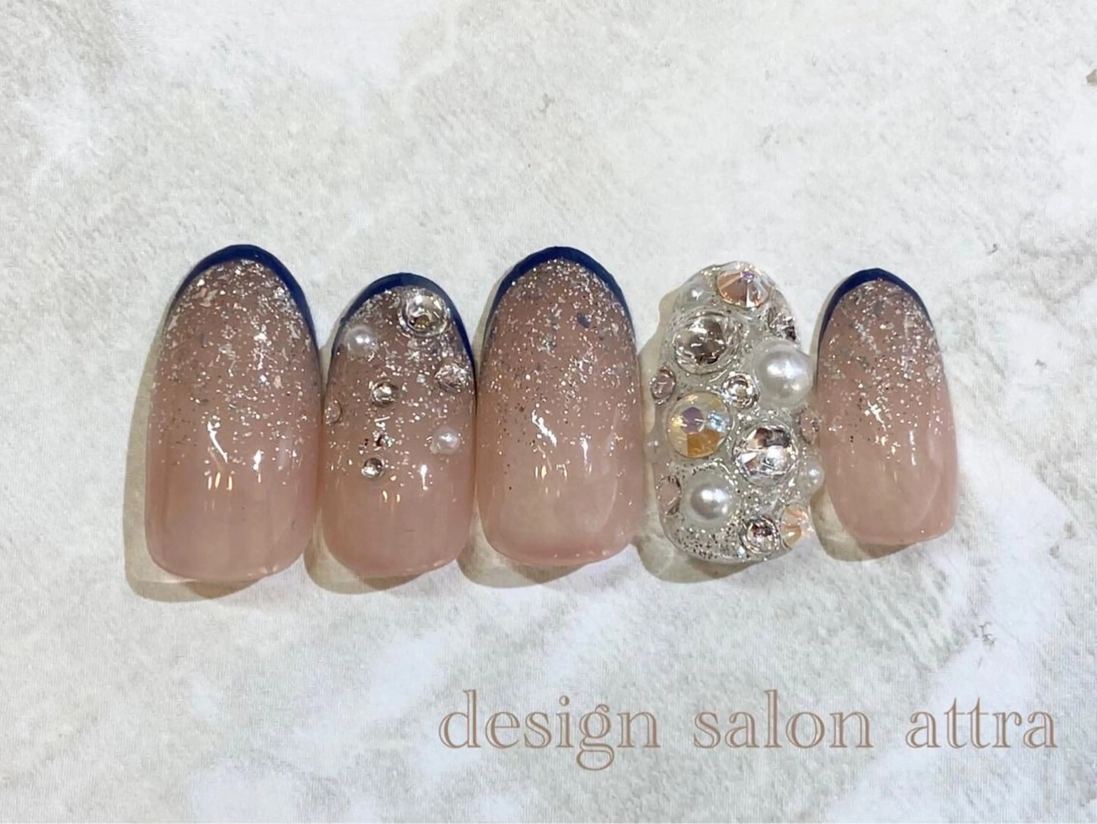 ネイル デザインサロン attra 本八幡店のネイルデザイン