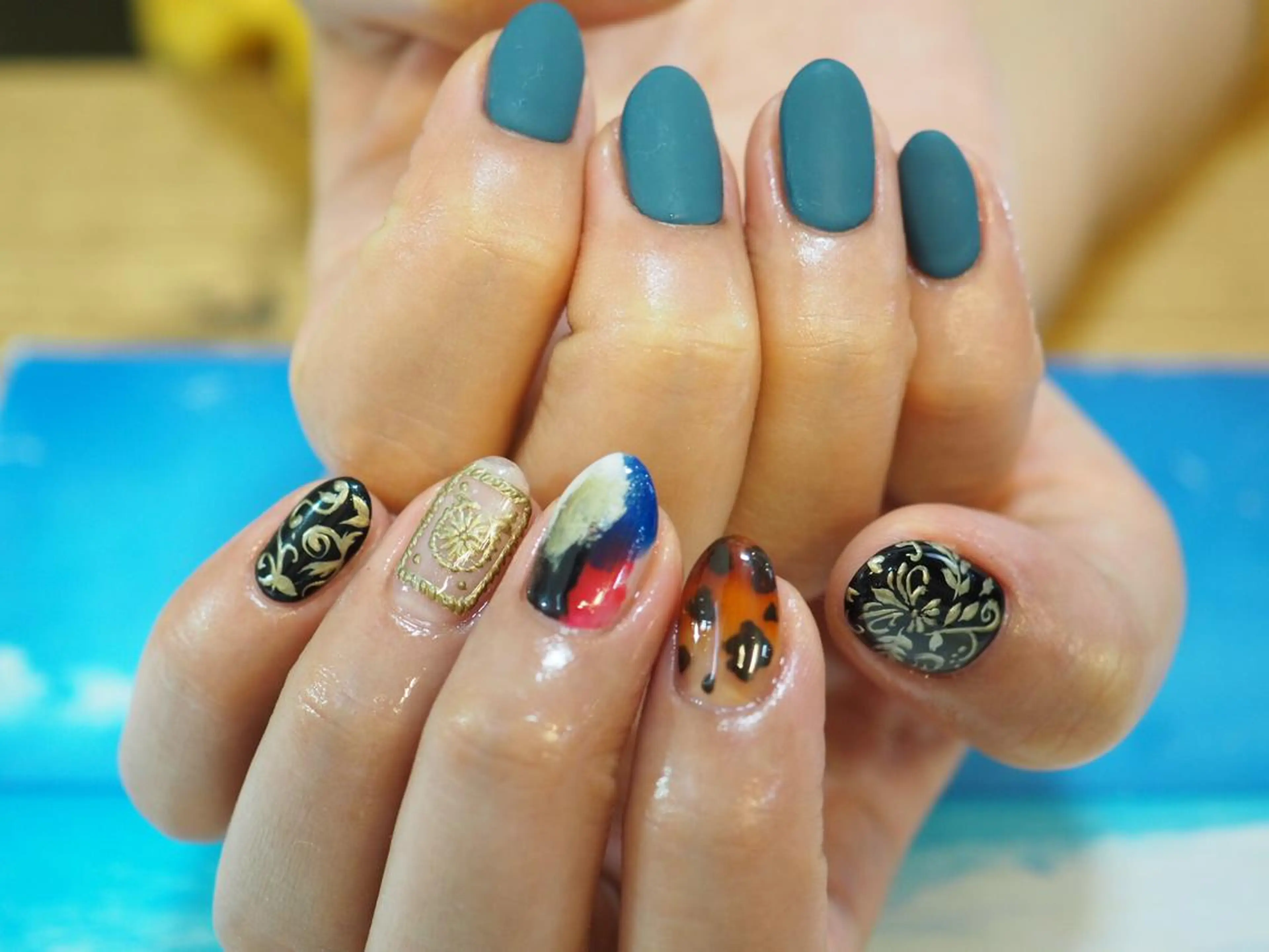 ネイル ”salon" そりまちゆうこのネイルデザイン