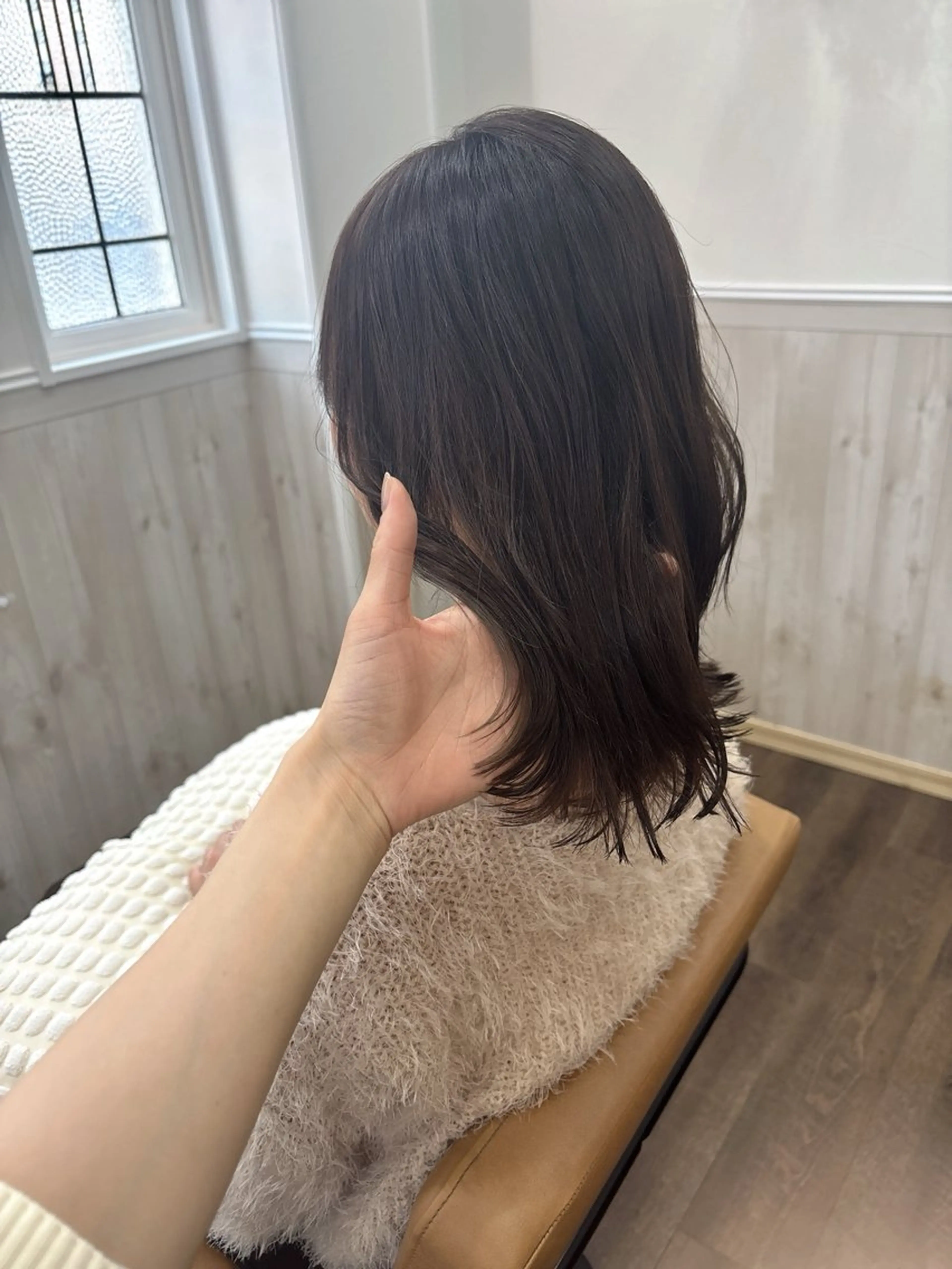 ミディアム カラー Nuku.所属・s. satsukiのヘアスタイル