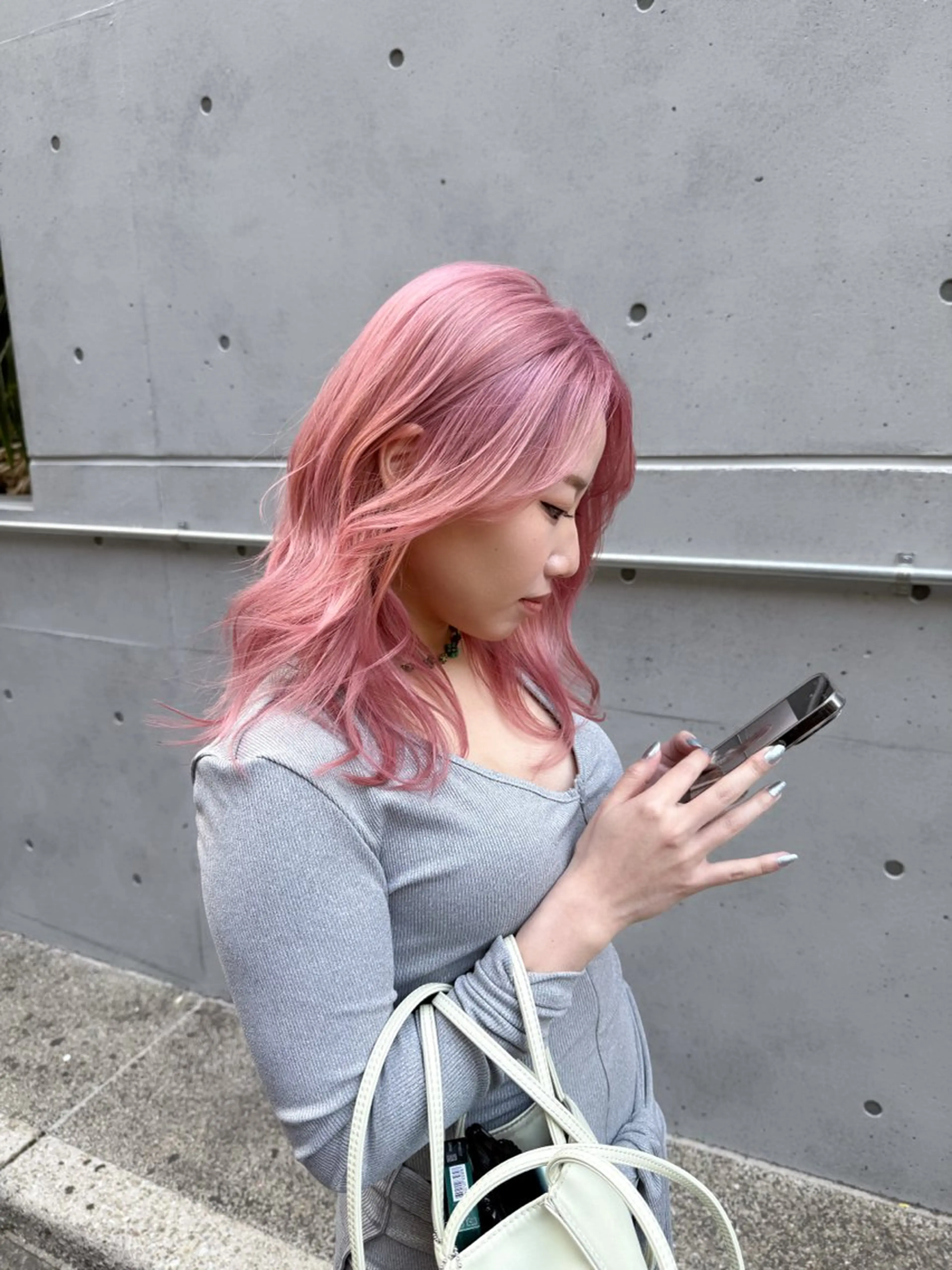 セミロング 🎗️mellow 神戸三宮 髪質改善のヘアスタイル