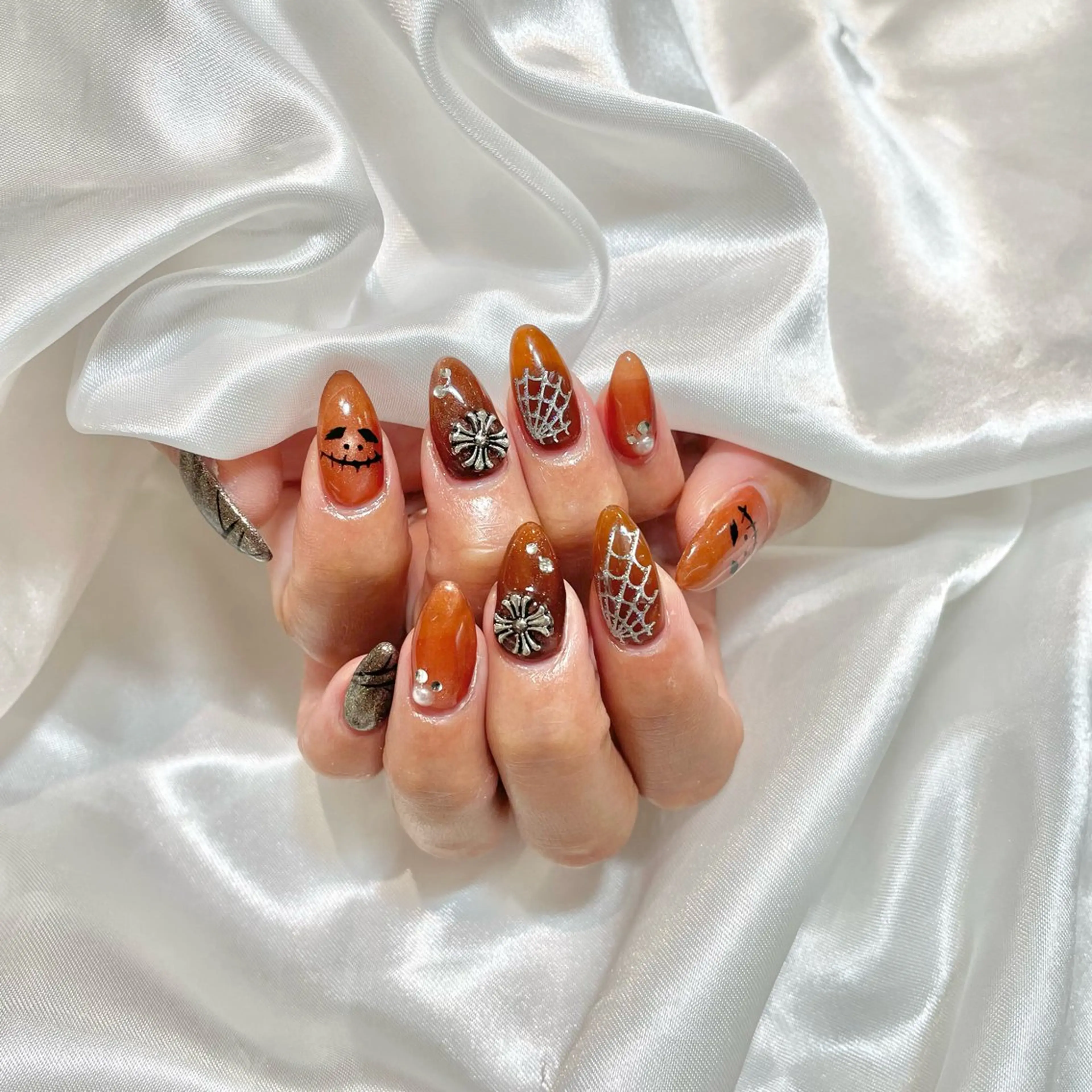 ネイル WISTERIA midoriのネイルデザイン