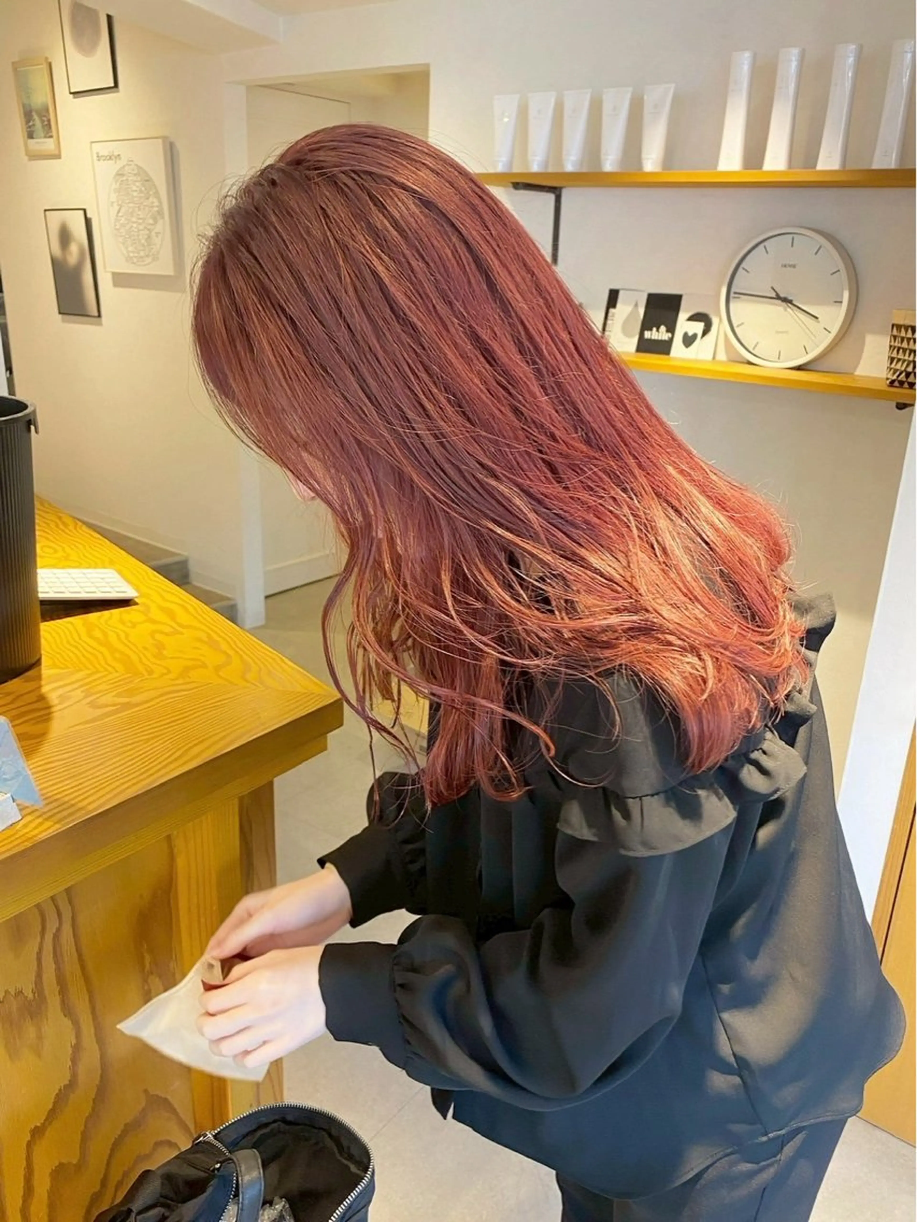 ロング ヘアカラー 女性専用サロン iiro所属・【レイヤー/似合わせ 】Hina🎀のヘアスタイル