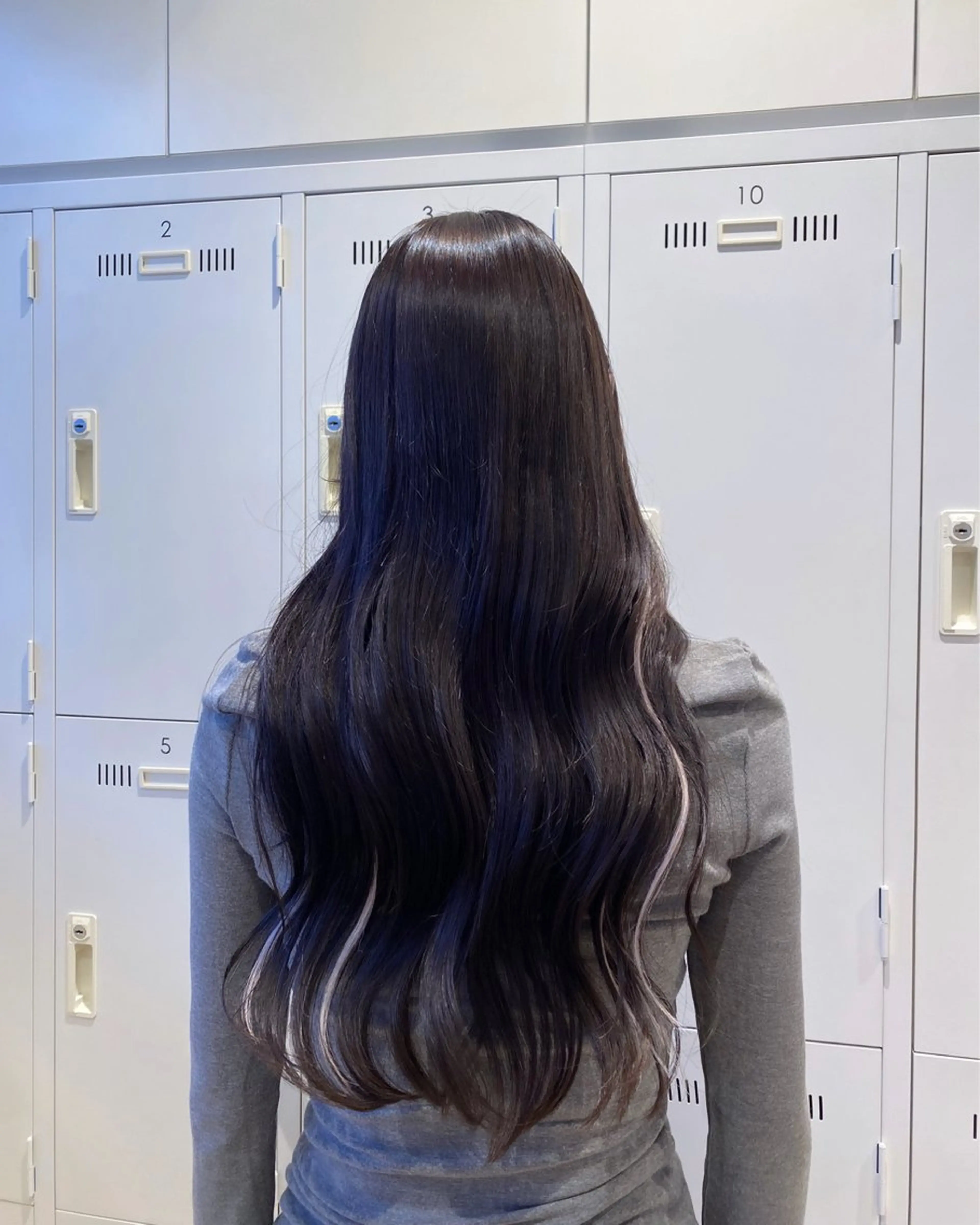 ロング カラー ヘアカラー 𝐲𝐮𝐮𝐦𝐢 エクステ/ 艶カラーのヘアスタイル