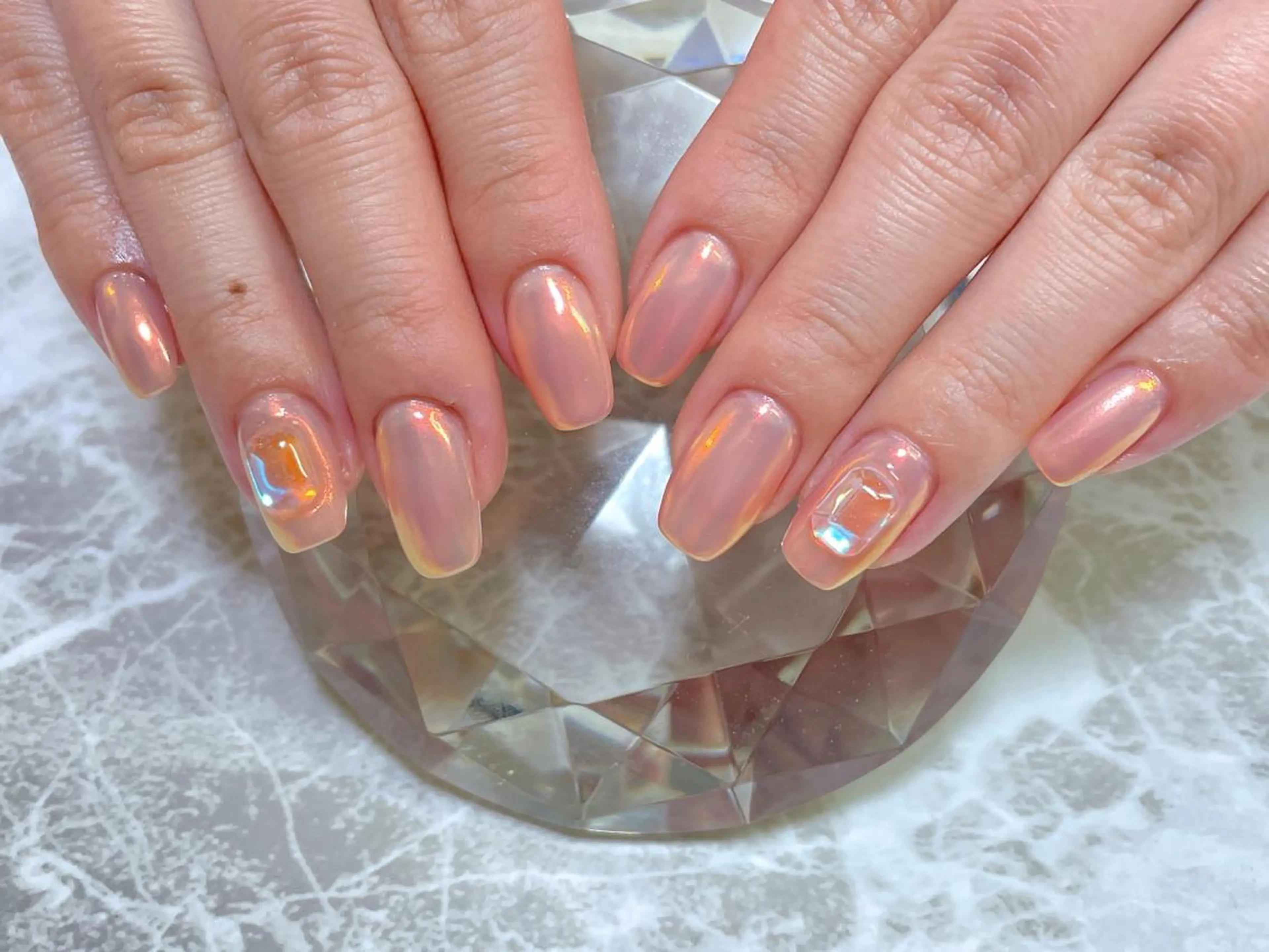 ネイル オーロラネイル オレンジ ピンク ハンドネイル K's nail kotoeのネイルデザイン