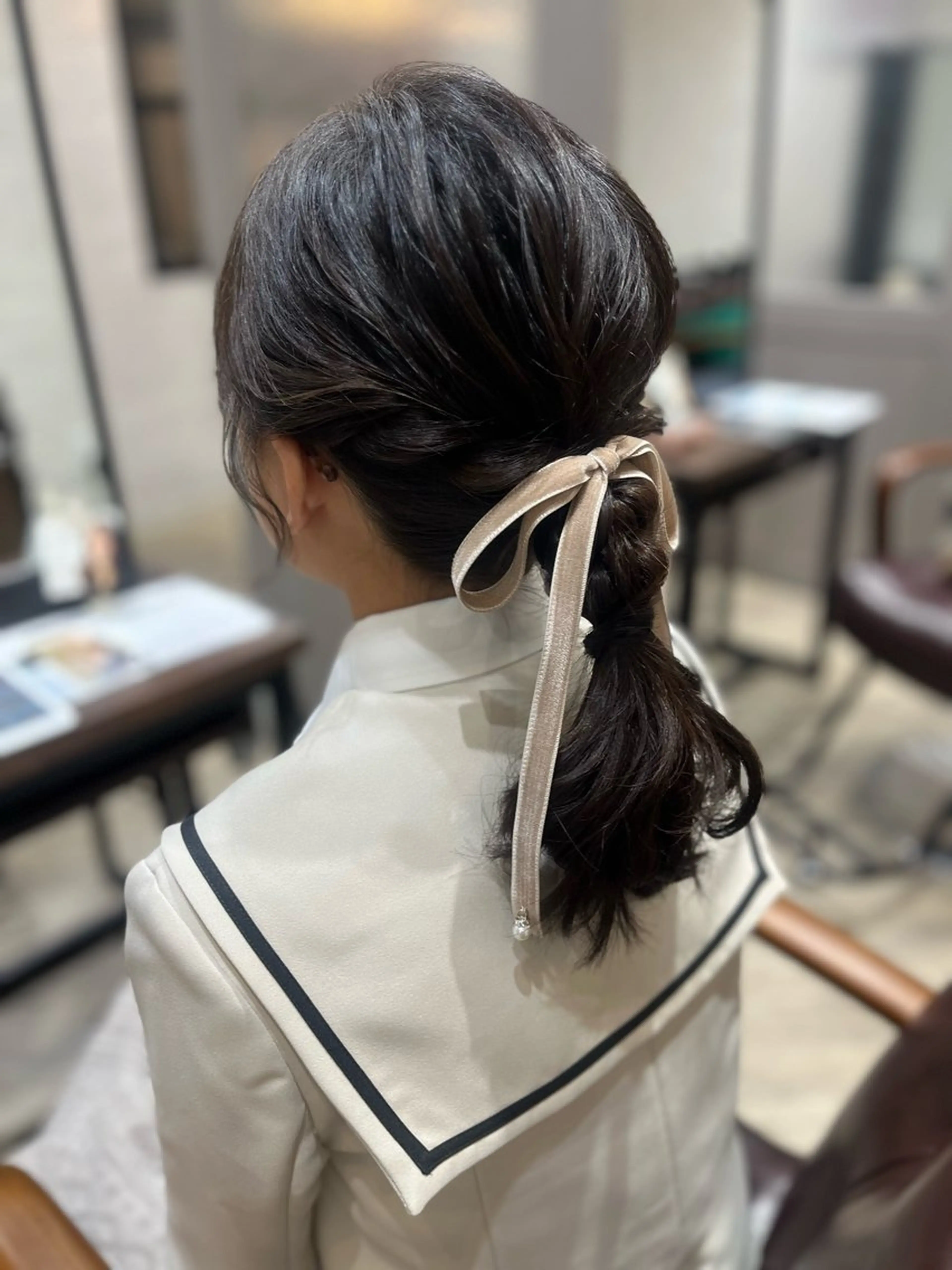 セミロング ヘアアレンジ ヘアセット 🫧ぷる艶カラー🫧 Yuubi🦩のヘアスタイル