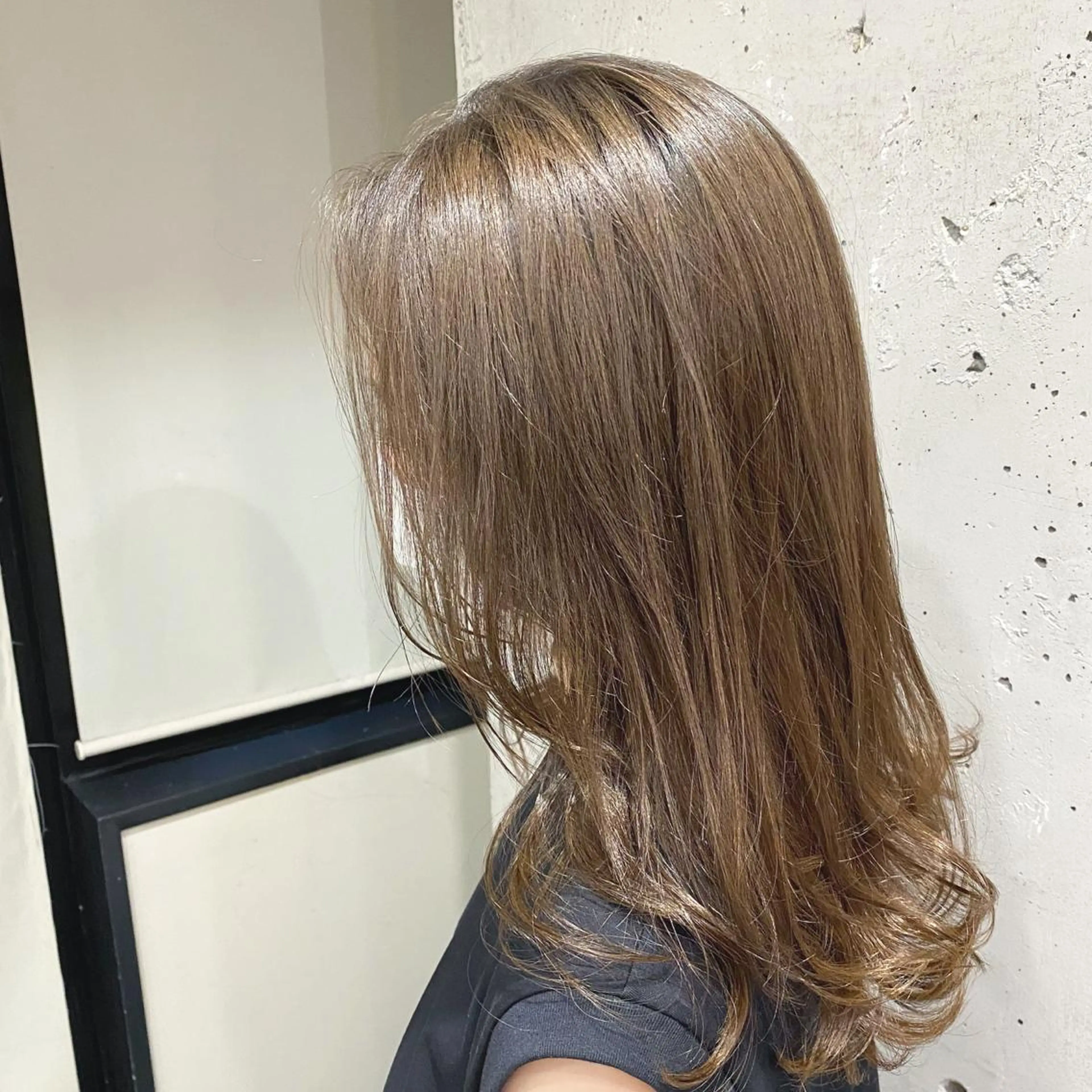 セミロング 地毛風縮毛矯正/ コウノリナのヘアスタイル