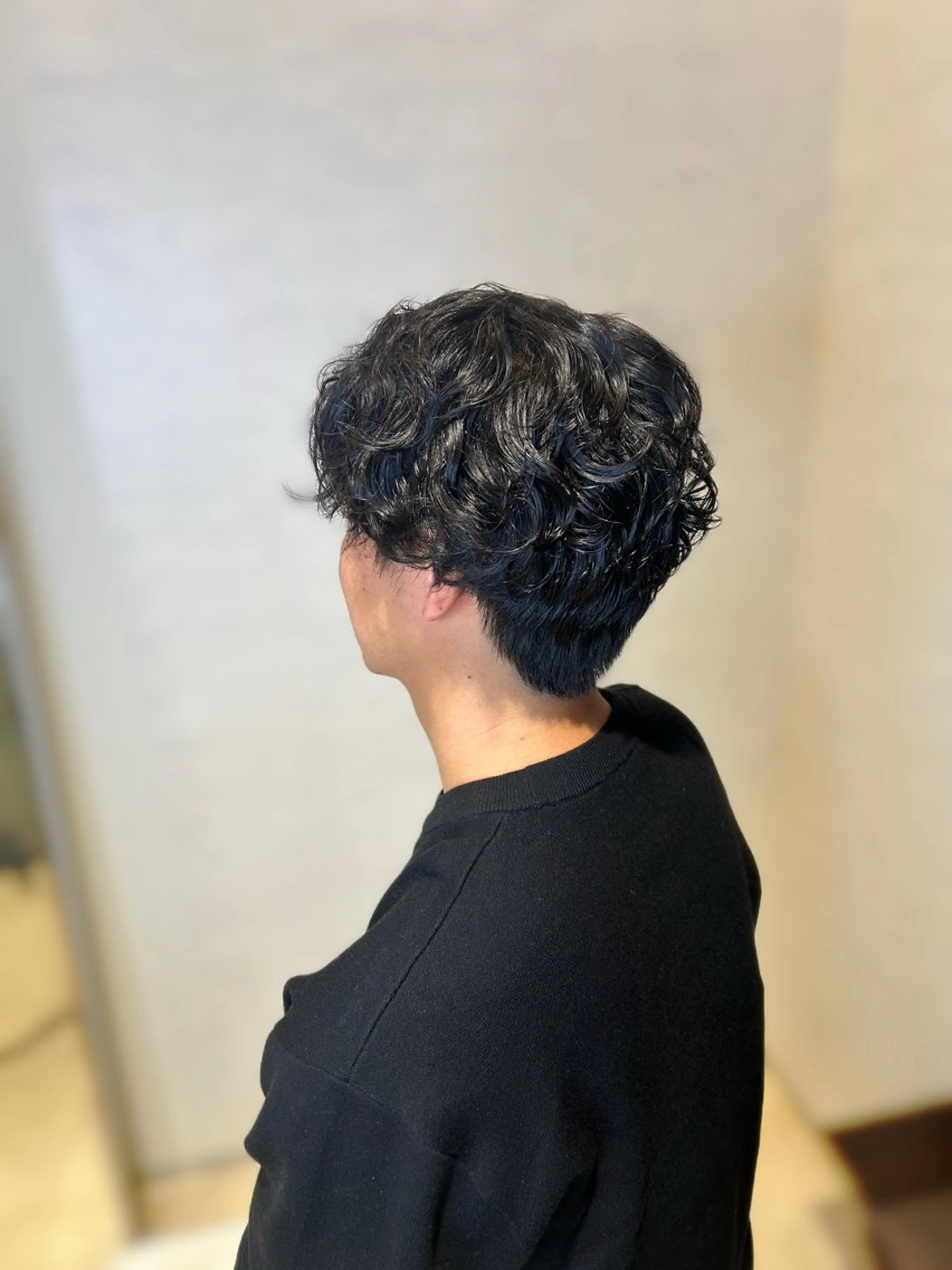 カット+パーマ(縮毛矯正、ストレートパーマ不可)+無料トリートメント付の写真