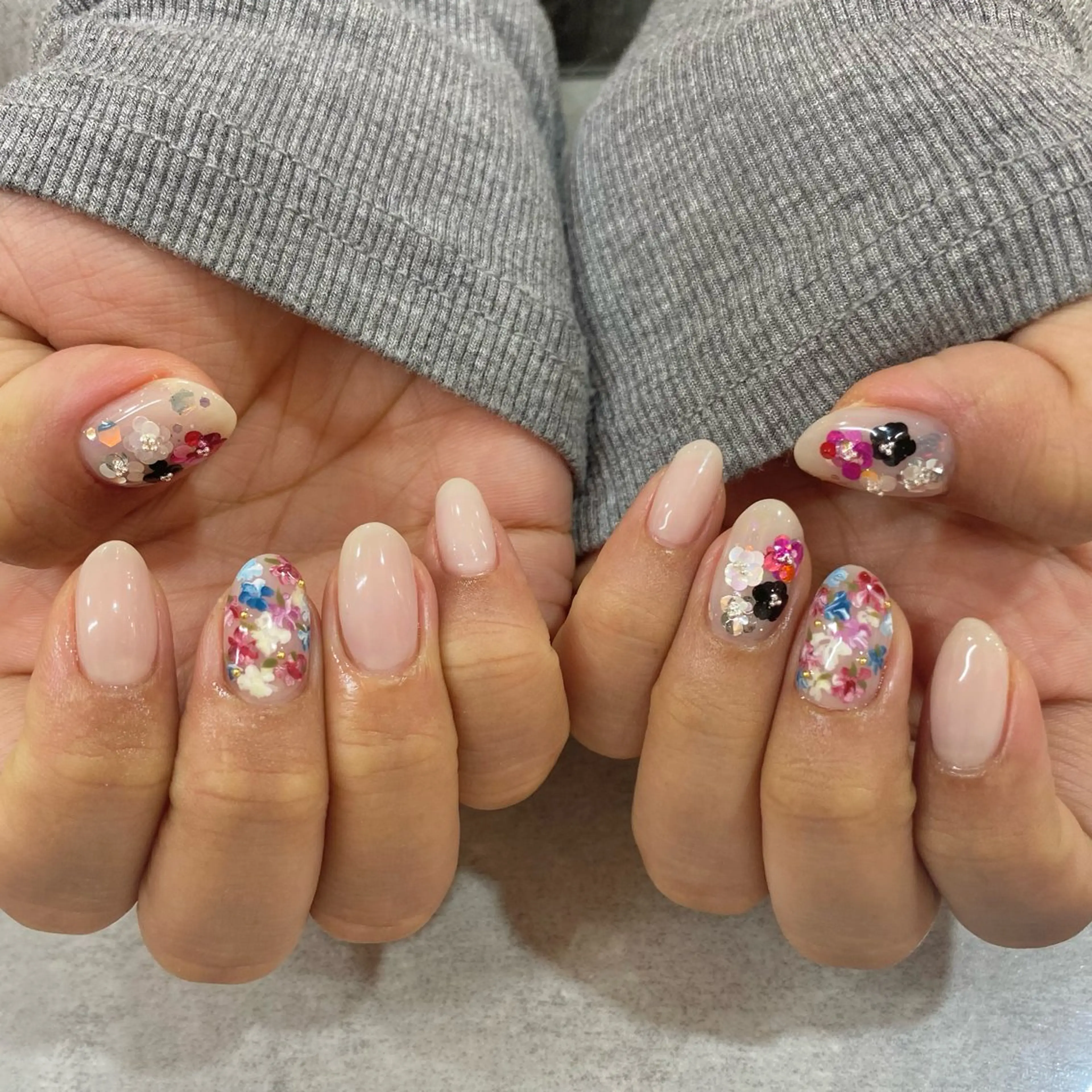 ネイル ハンドネイル tiffin Hatsuneのネイルデザイン