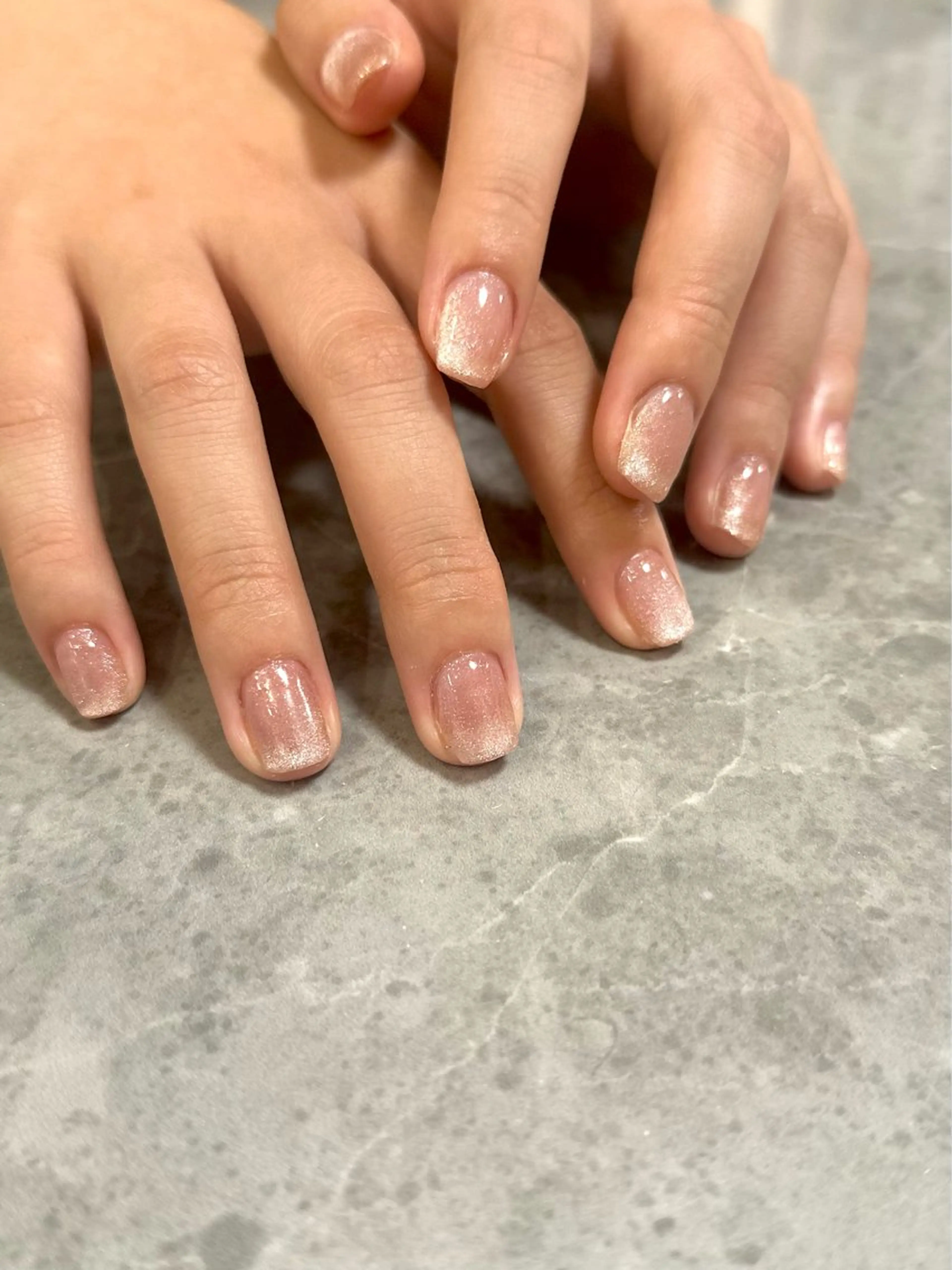 ネイル グラデーション マグネットネイル マグネットワンカラー ワンカラーネイル ハンドネイル プライベートサロン nailcoconaのネイルデザイン