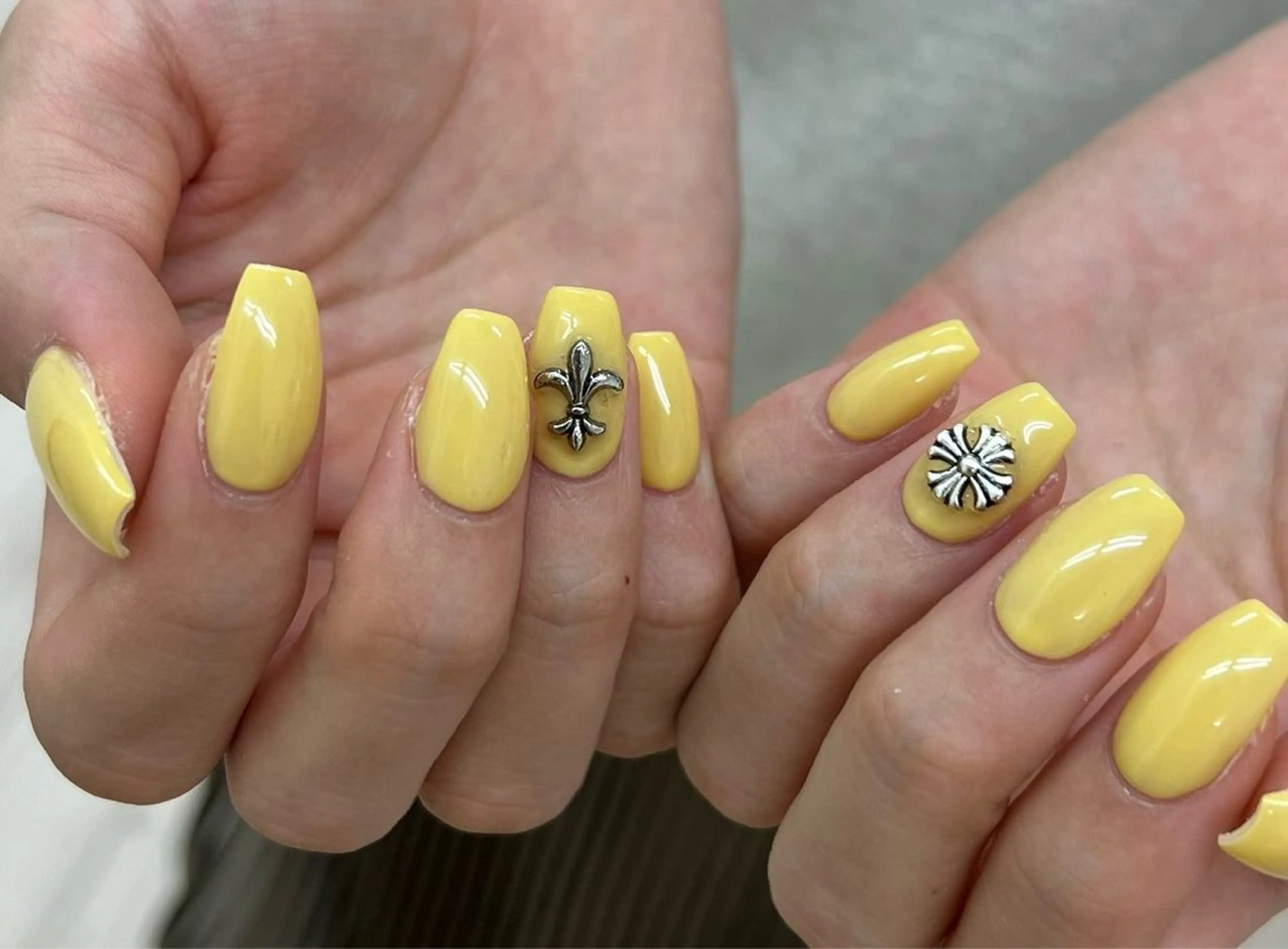 ネイル OCEAN nail eyelash beauty所属・リコ ricoのネイルデザイン