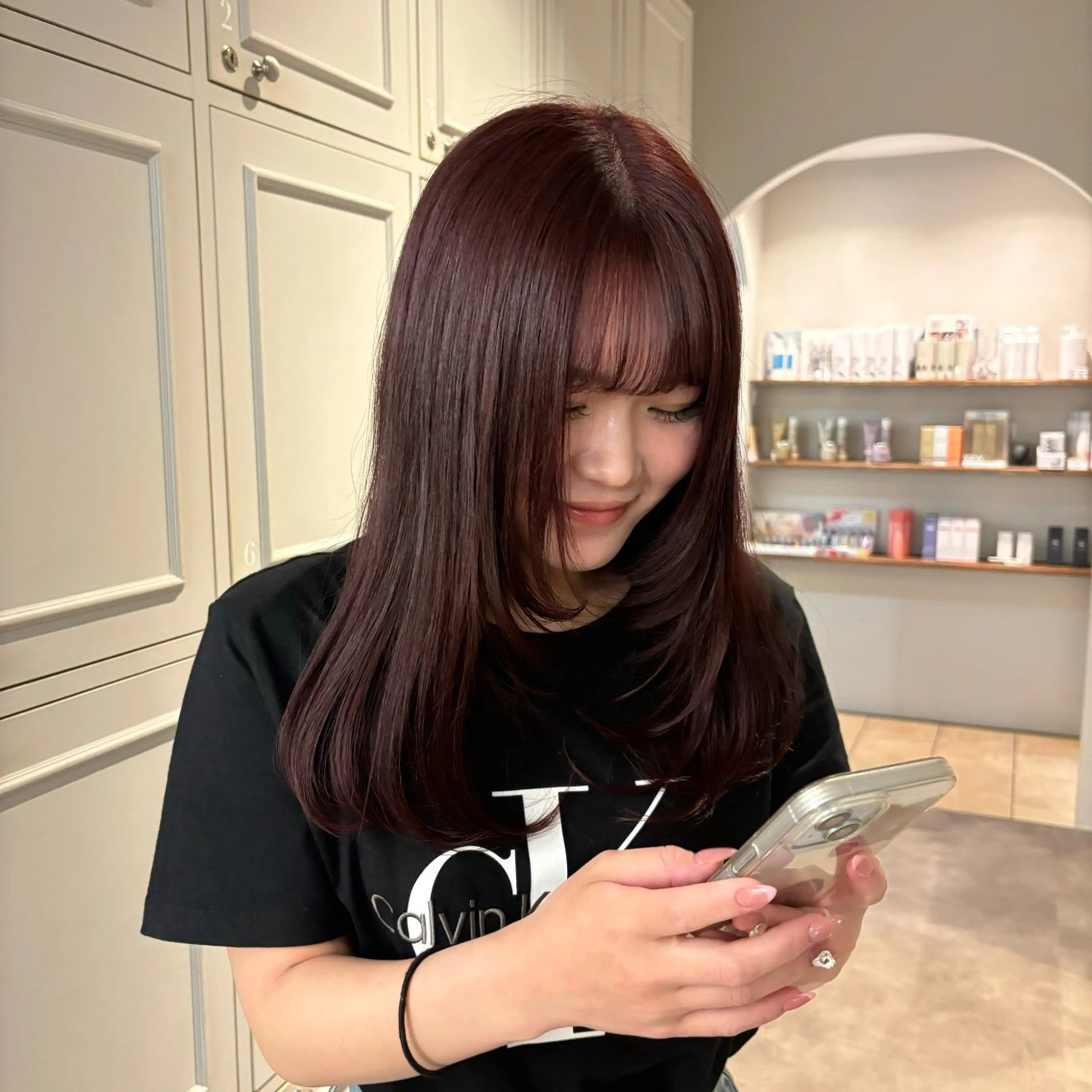 セミロング カラー 岩切 美海のヘアスタイル