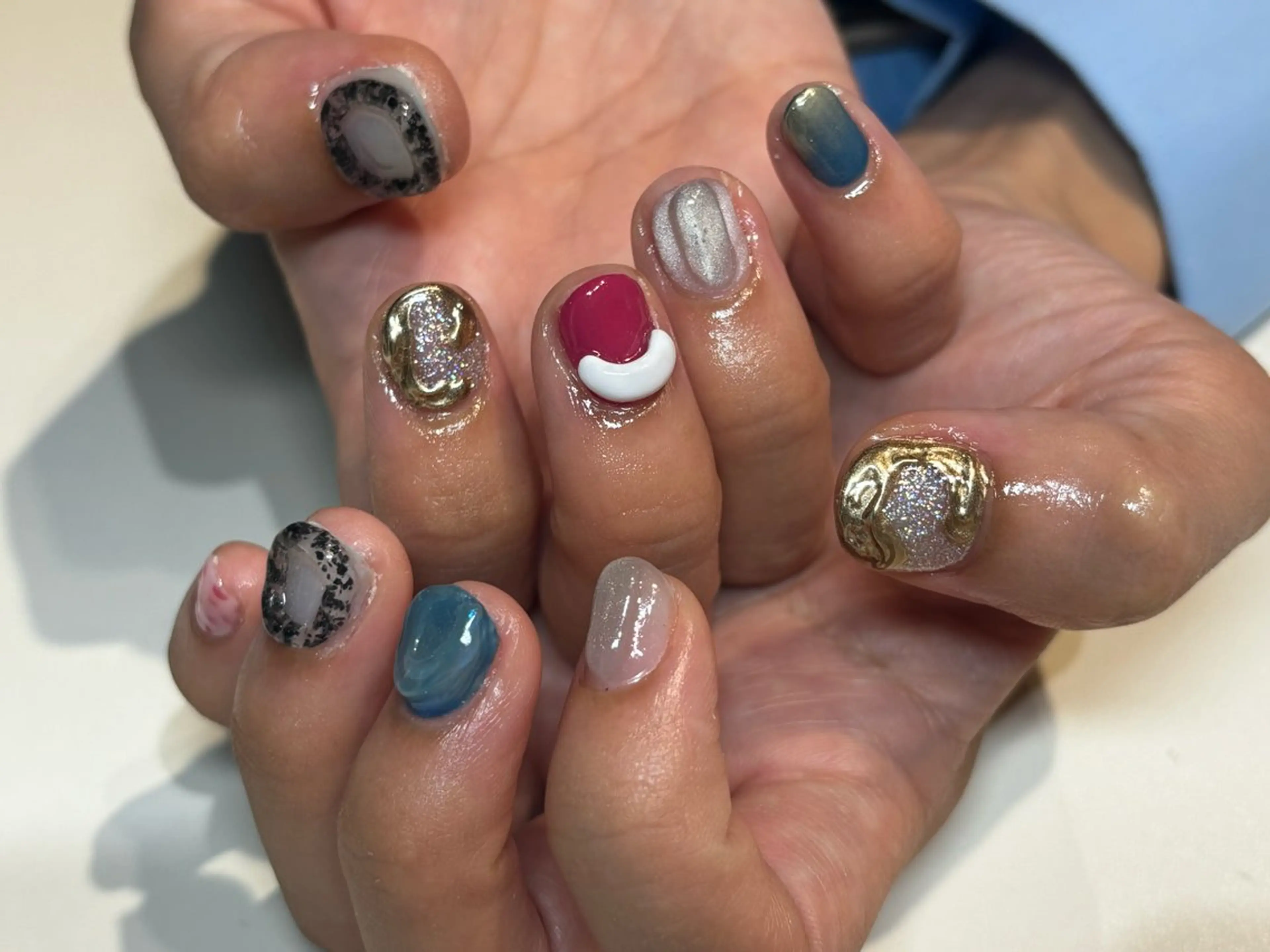 ネイル フットネイル フレンチネイル ジェルネイル グラデーション マグネットネイル ハンドネイル ヘアー.ネイル二刀流 misa🫧のヘアスタイル