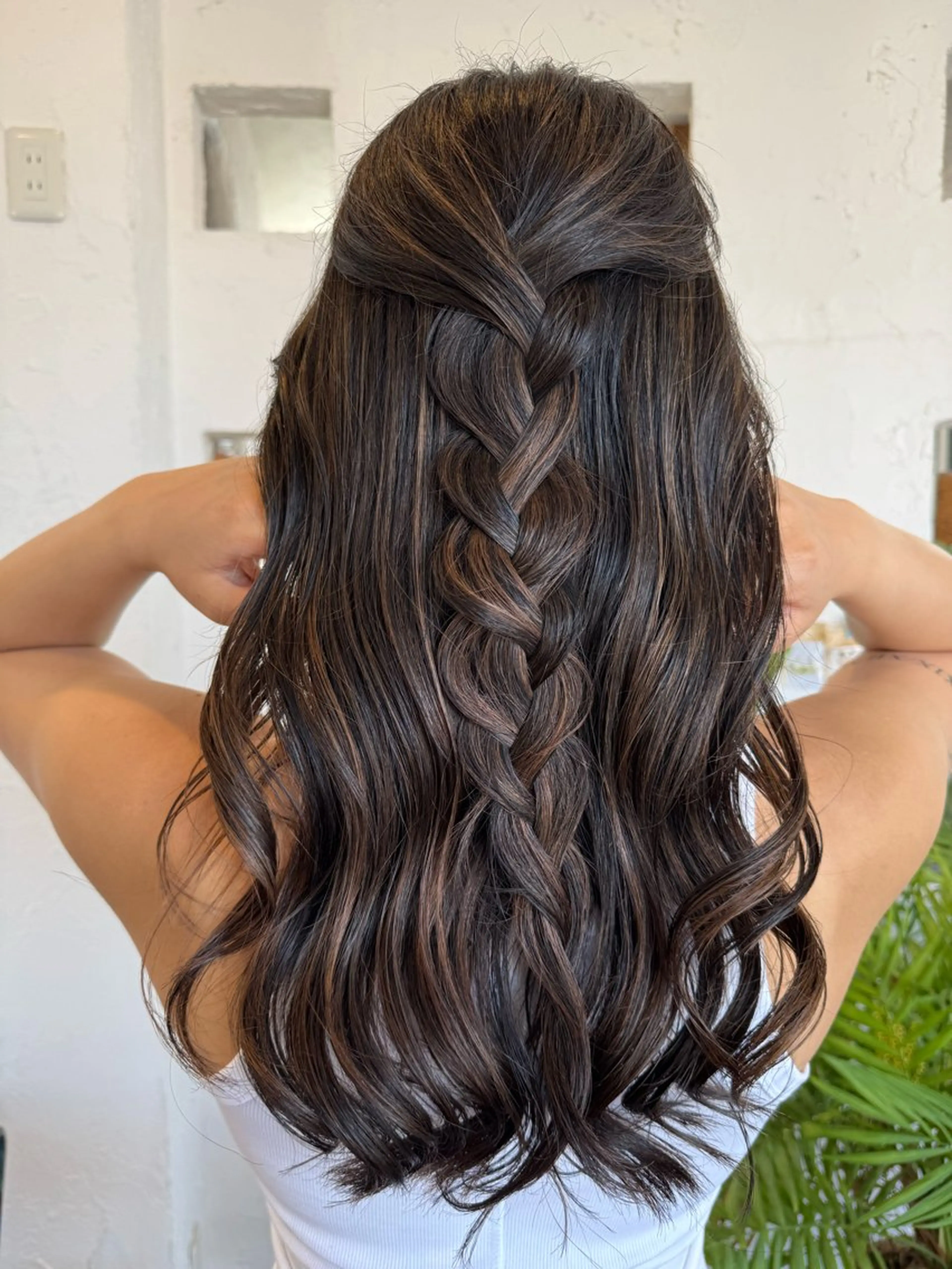 ロング カラー アッシュ バレイヤージュ 透明感カラー ハイライトカラー ハイトーンカラー ヘアカラー 🌸小掛🌸 豊橋外国人風カラーのヘアスタイル