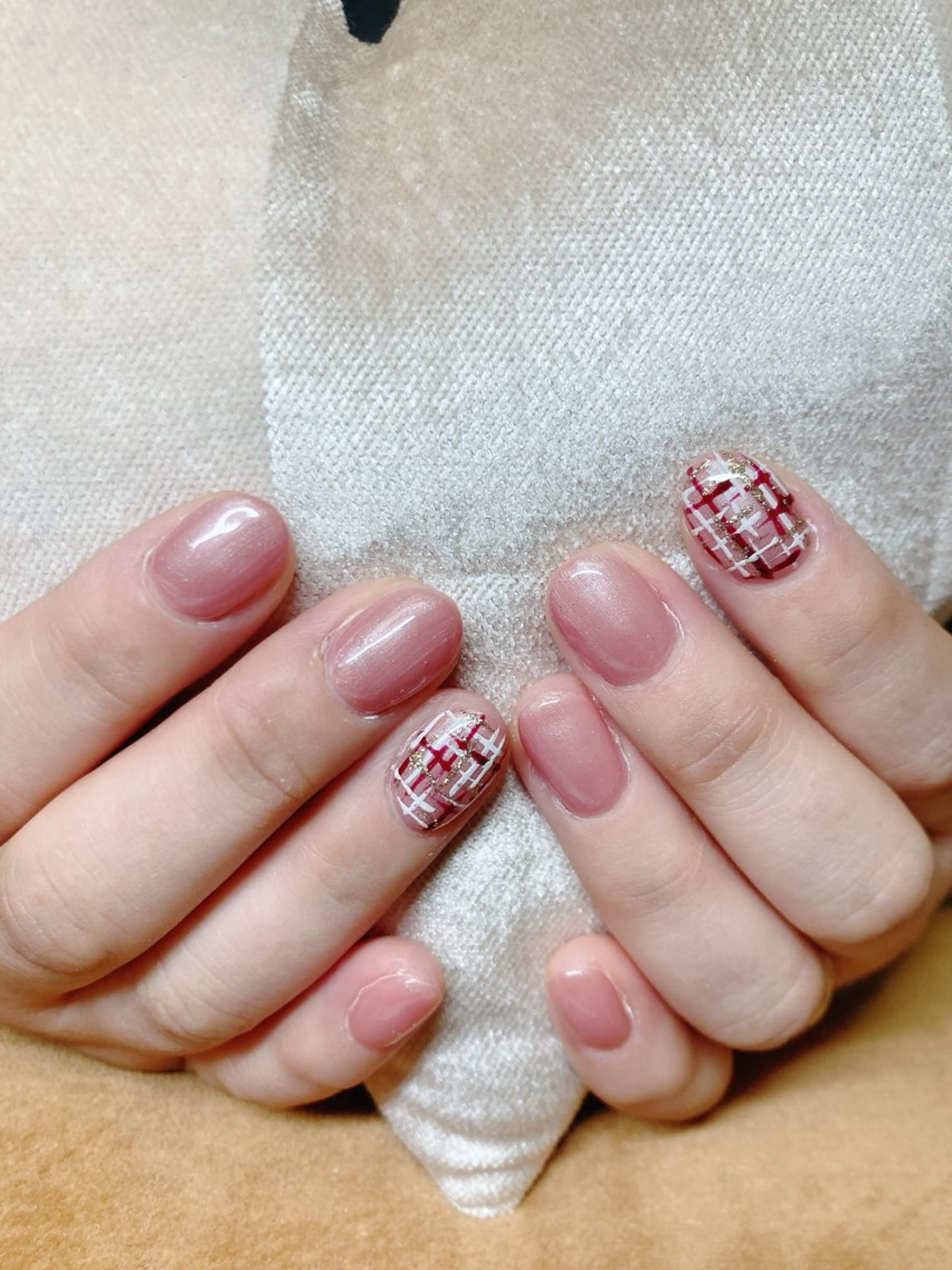 ネイル ECLAT エクラ所属・寺山 千鶴のネイルデザイン