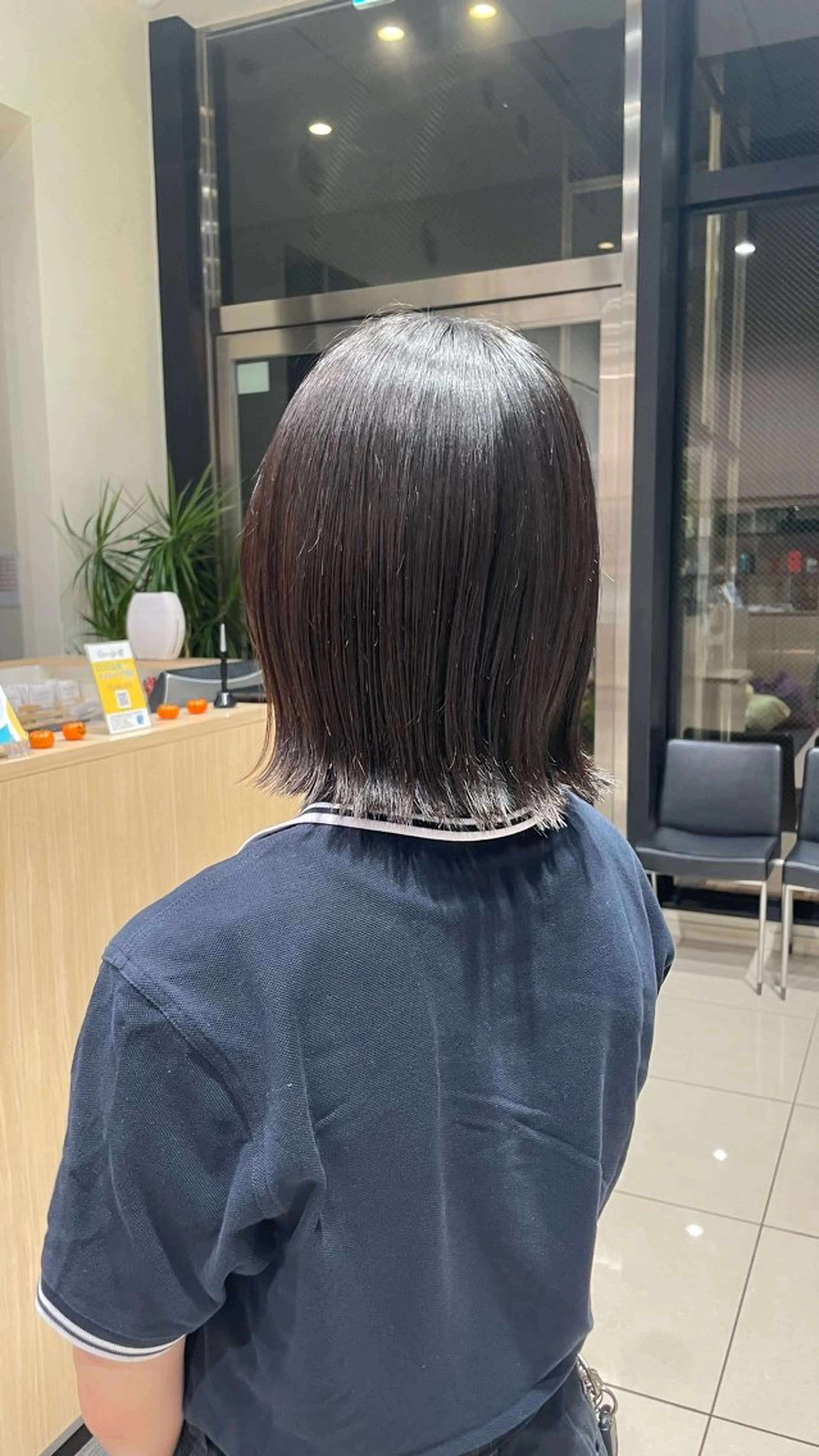 ミディアム 切りっぱなしボブ ボブ 小池 夏生のヘアスタイル