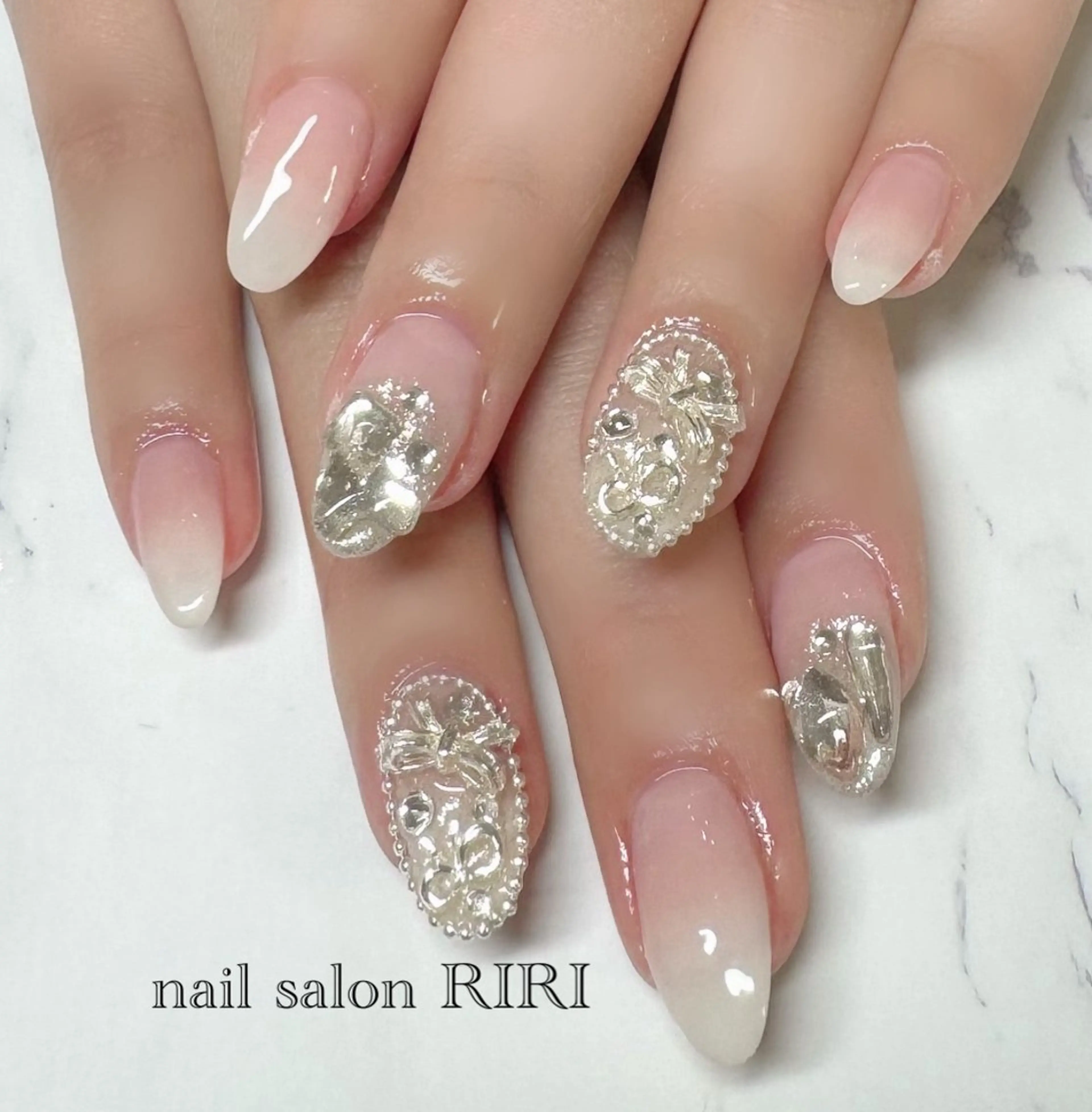 ネイル ワンホンネイル private  nail  salon RIRI所属・RIRI リリのネイルデザイン