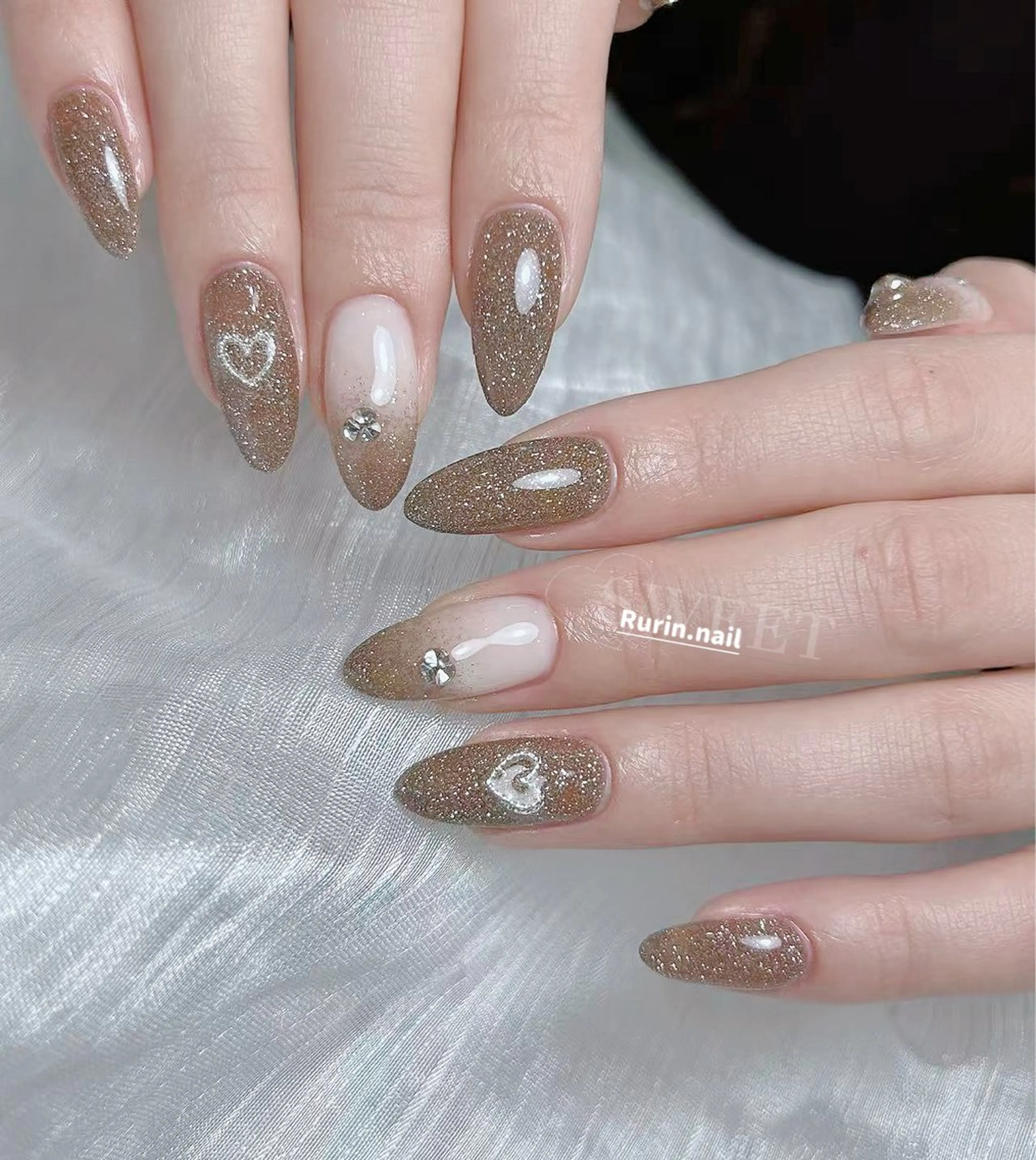 ネイル ハンドネイル ルリン サロン💅のネイルデザイン