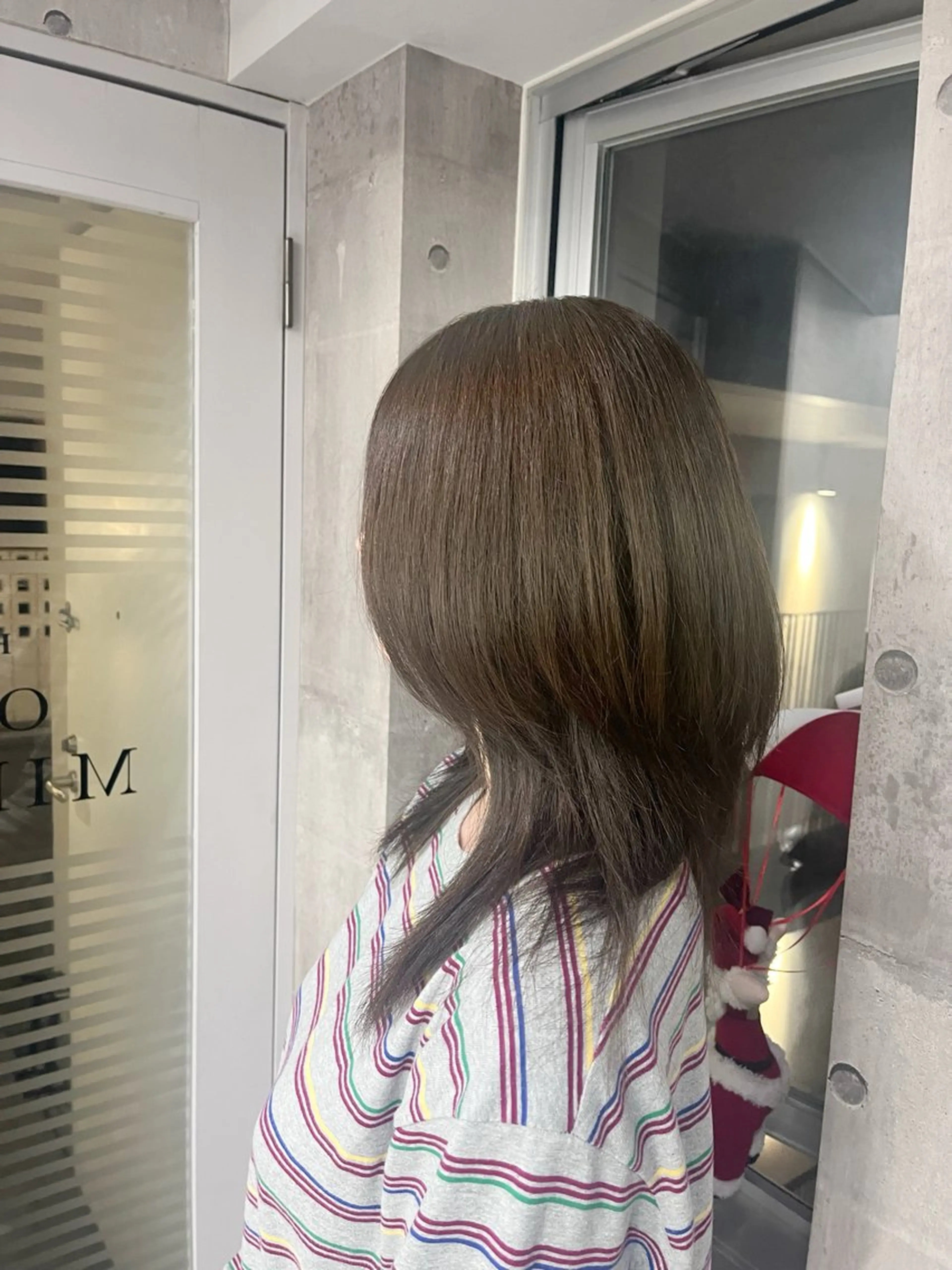 ミディアム カラー アッシュ バレイヤージュ ミストバング ブリーチ ブロンド カット ヘアカラー トリートメント hayato🌟/ やわらかハイトーンのヘアスタイル