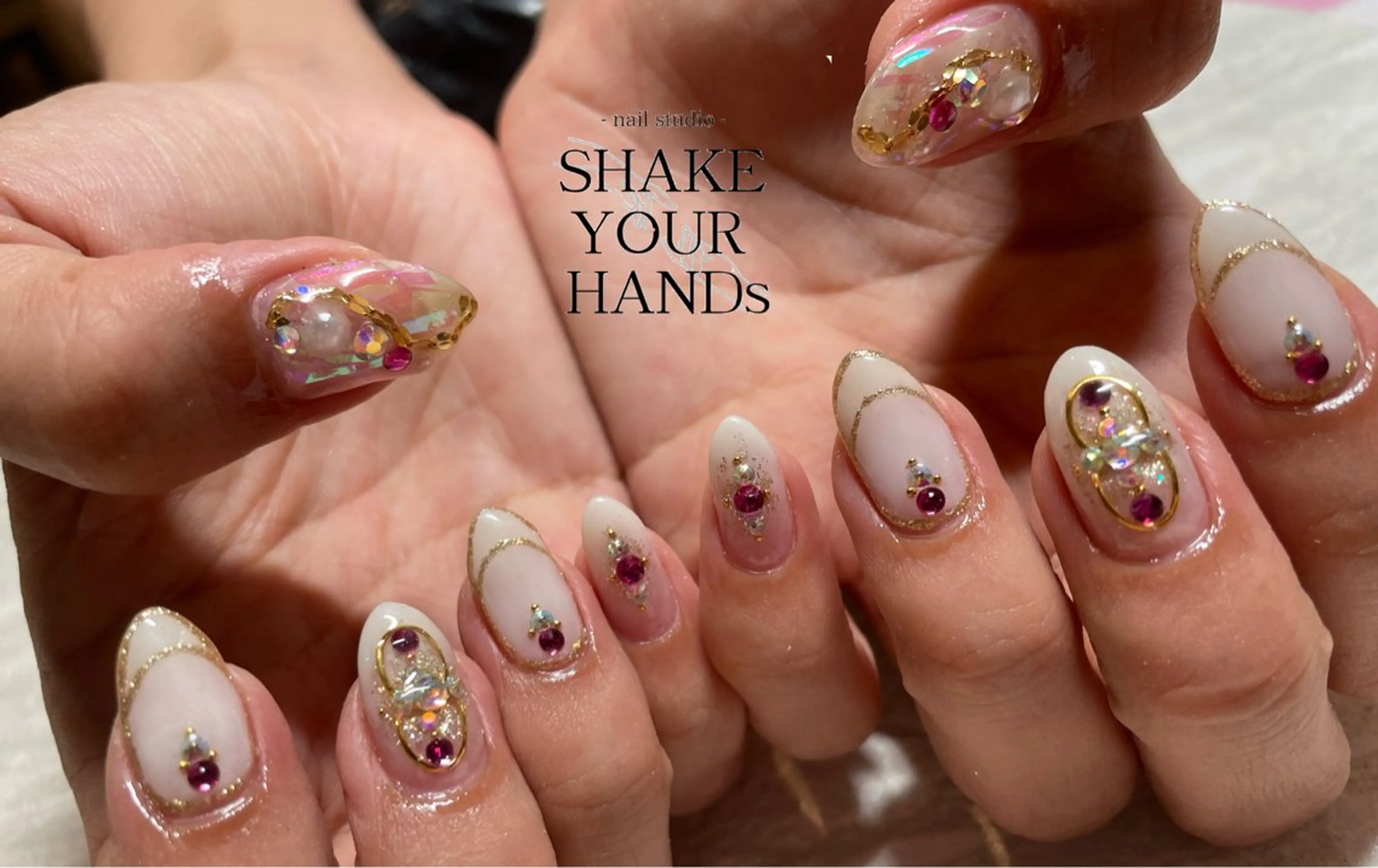 ネイル ハンドネイル ネイルスタジオ シェイクユアハンズのネイルデザイン