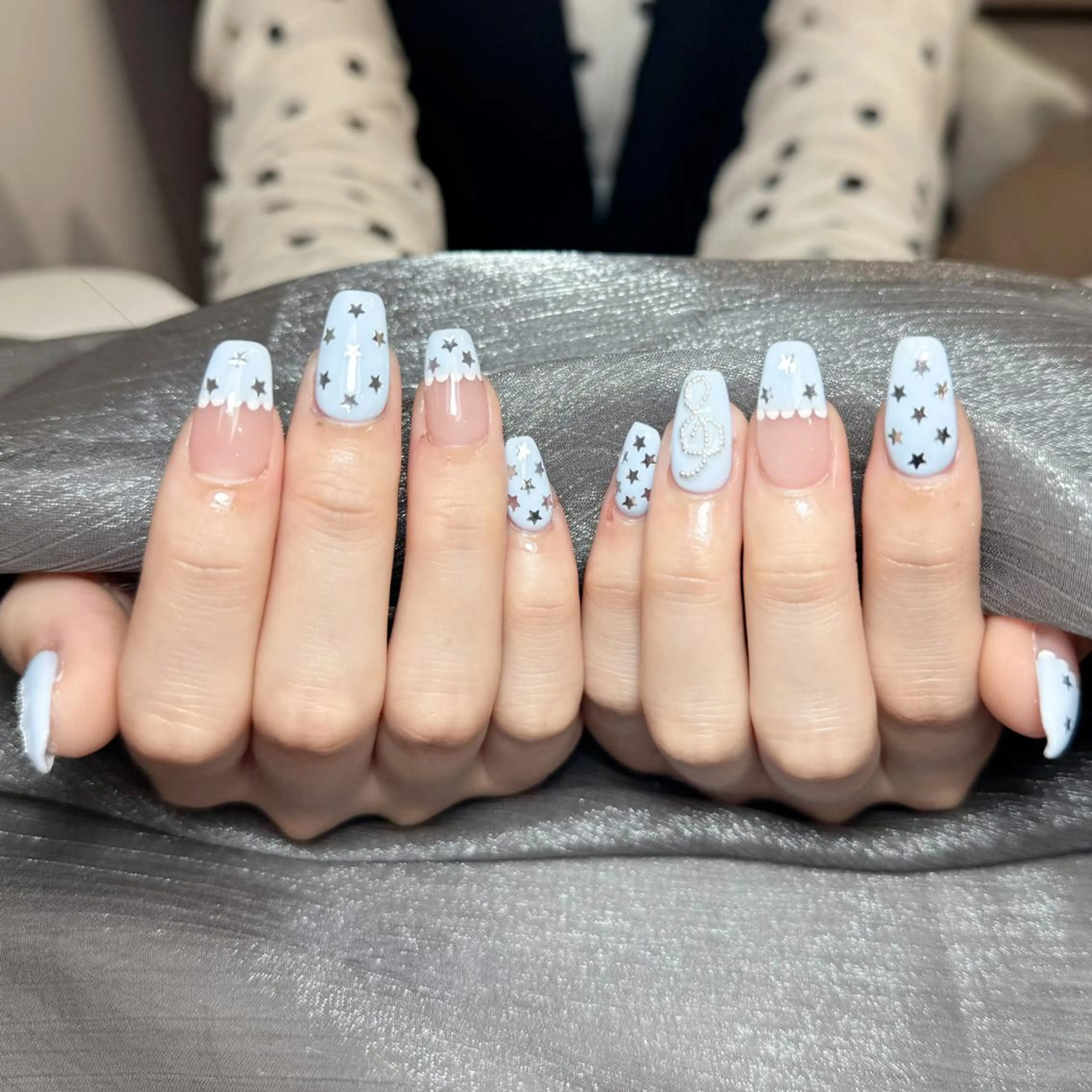 ネイル アートネイル オーロラネイル ガーリー キラキラネイル 韓国ネイル ハンドネイル DIANMOND NAIL🌸のネイルデザイン