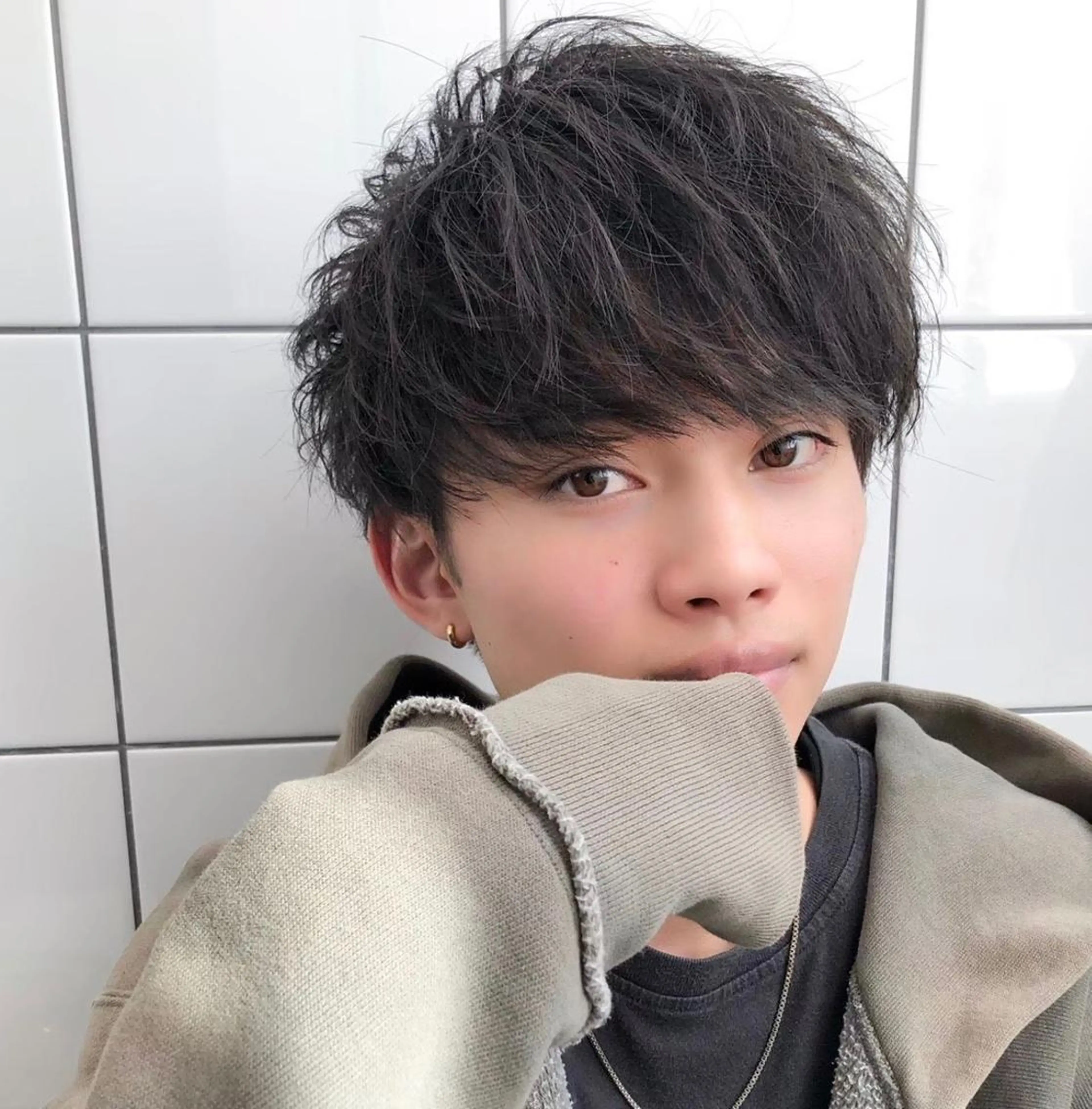 メンズ カット パーマ トリートメント ヘアセット Loy所属・メンズヘア特化 パーマ 縮毛矯正🔷のヘアスタイル