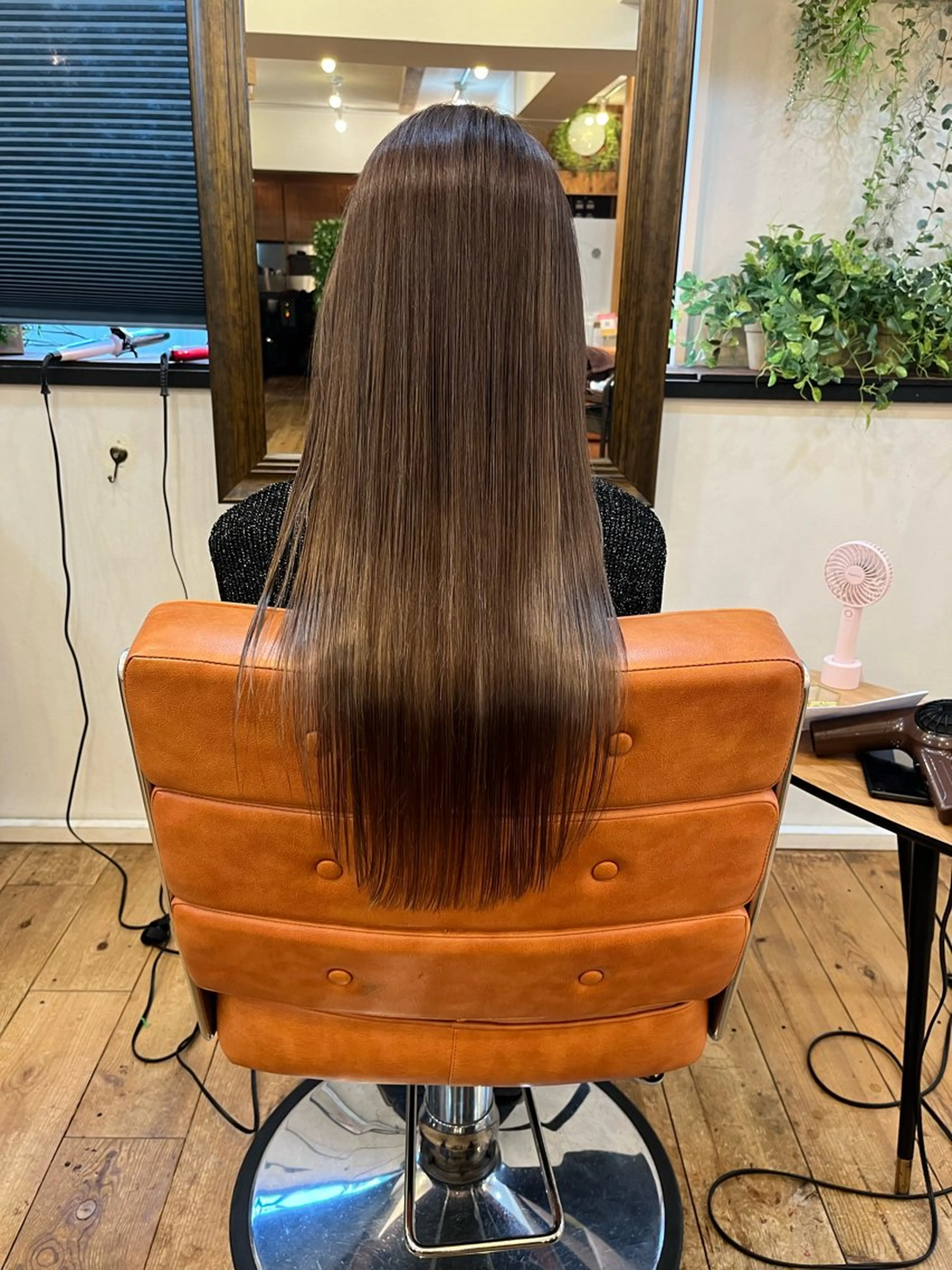 ロング カット ヘアカラー トリートメント ⚪️髪質改善 縮毛 店長 コウ⚪️のヘアスタイル