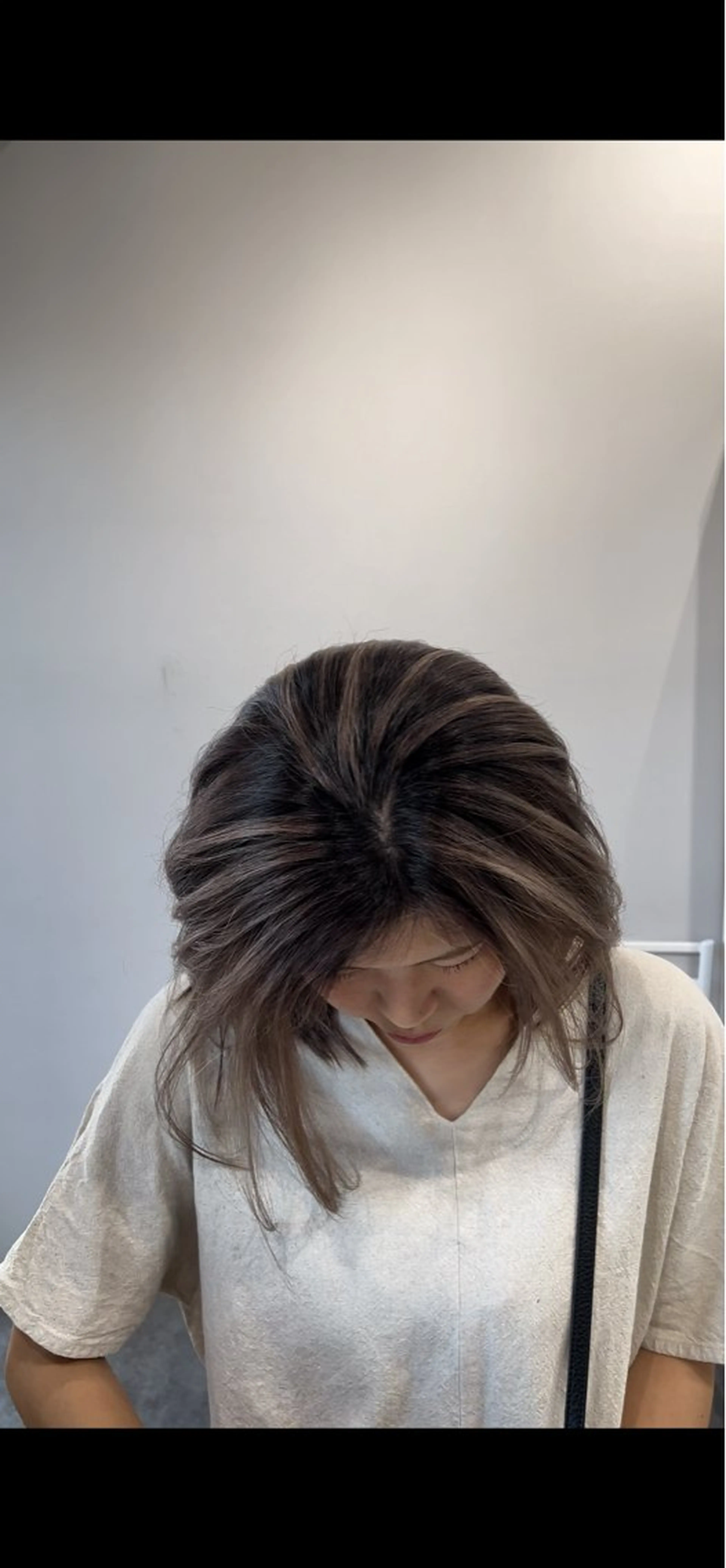 ミディアム カラー バレイヤージュ ブリーチ レイヤーカット バレイヤージュ /ハイライト/もときのヘアスタイル