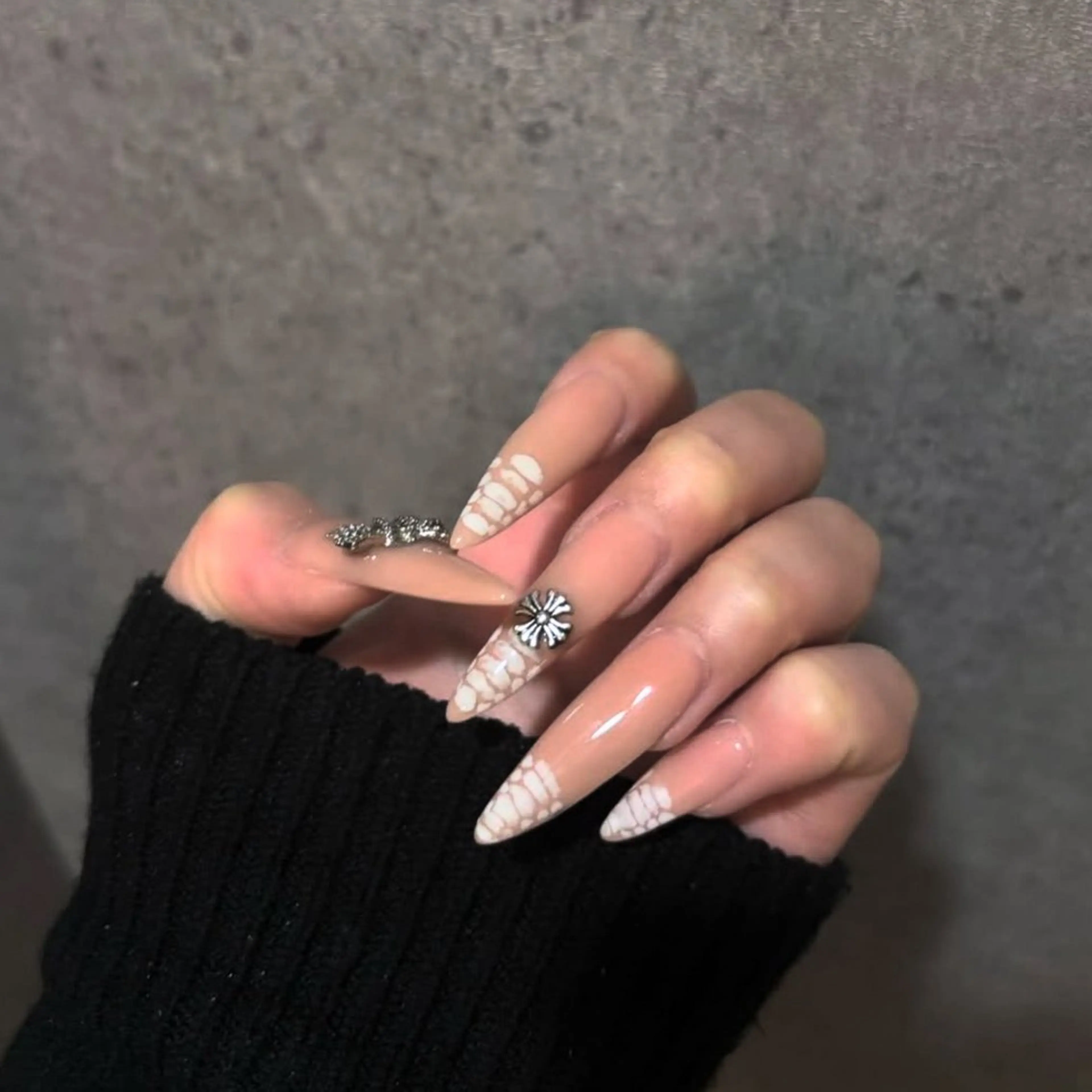 ネイル TRU NAIL&EYE 八王子店所属・TRU AOのネイルデザイン