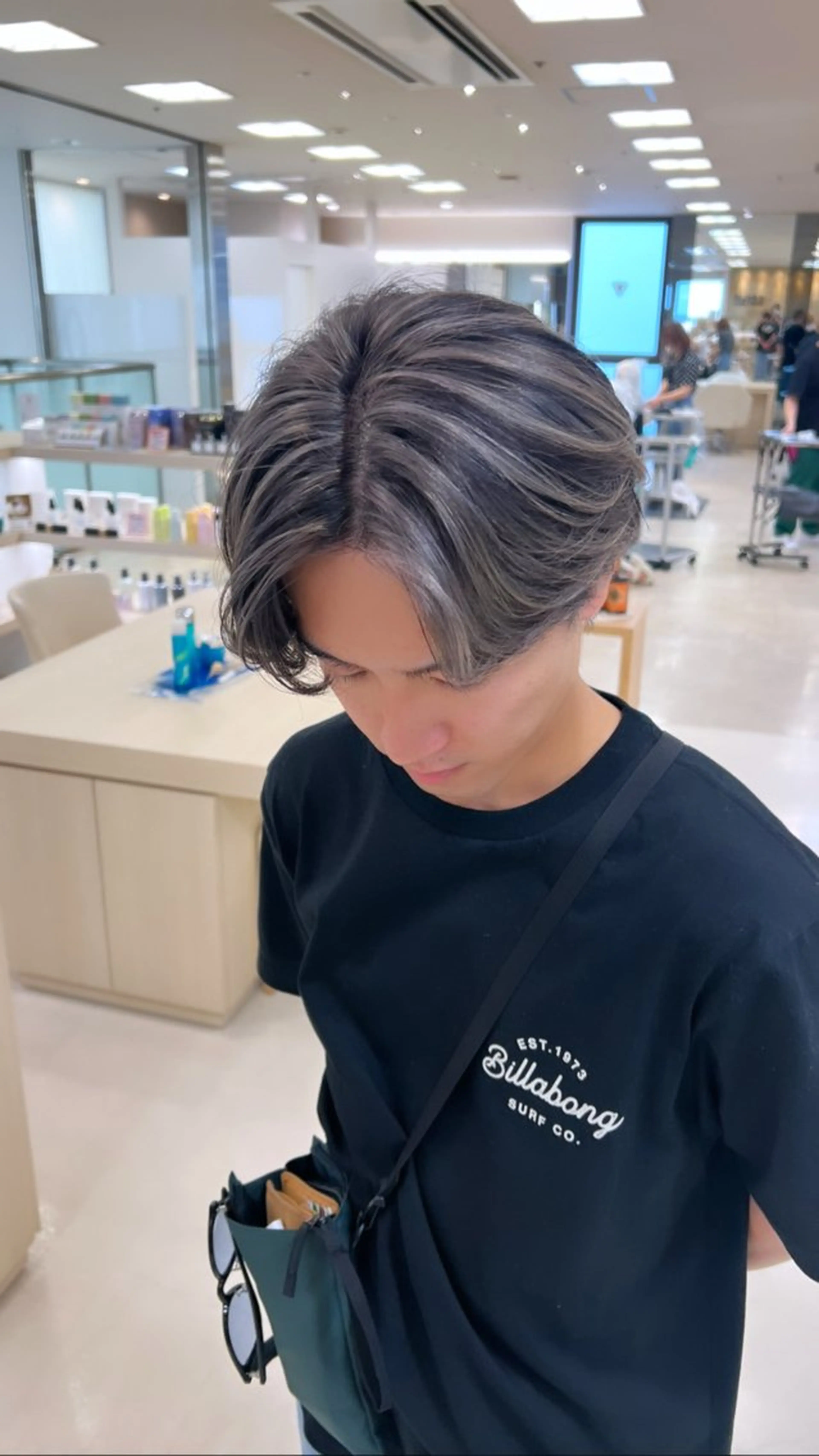 【🔥12月ゲリラクーポン🔥】メンズハイライト＋カット＋カラー＋トリートメントの写真