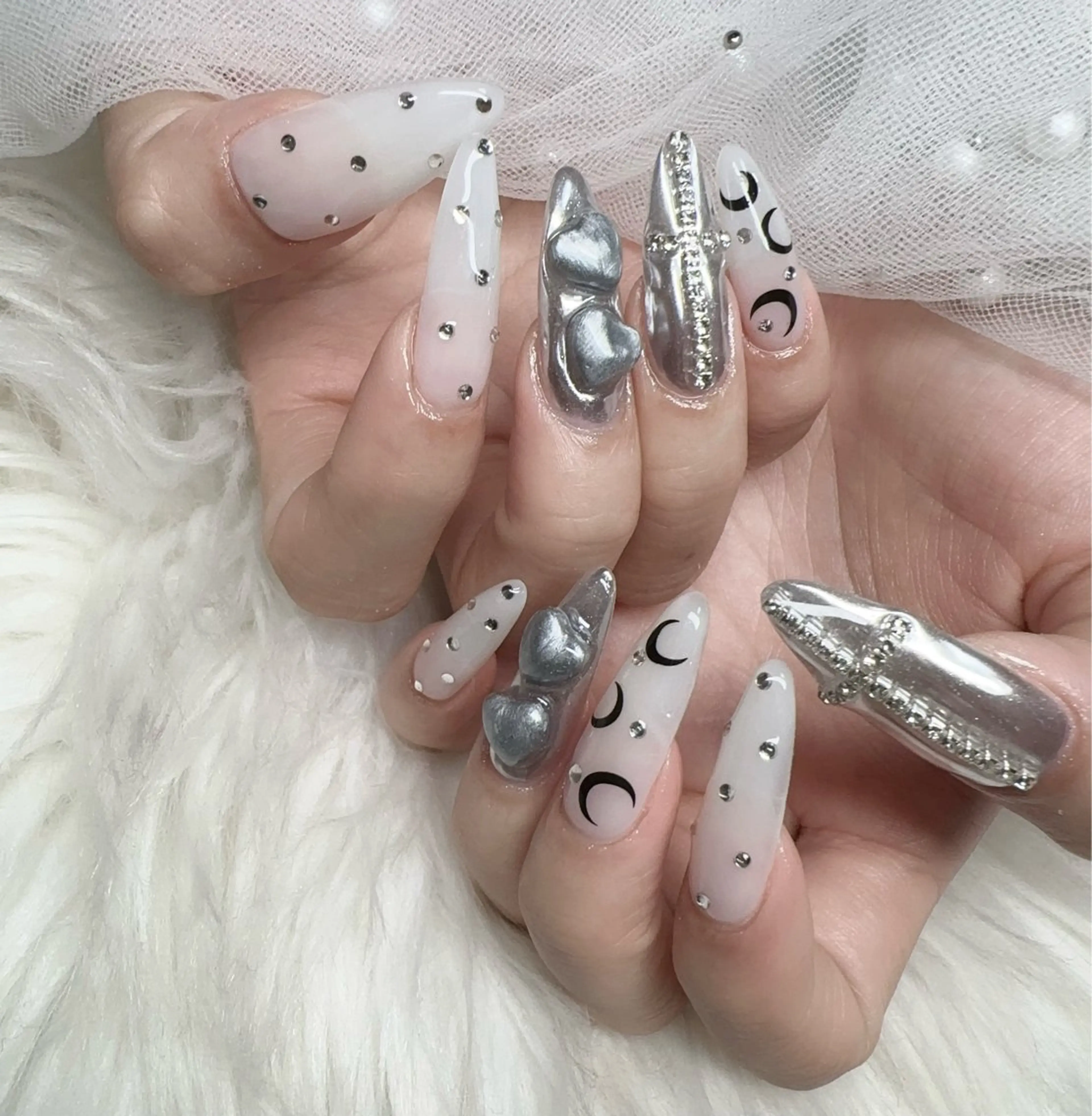 ネイル ハンドネイル ＆ME ネイルサロンのネイルデザイン