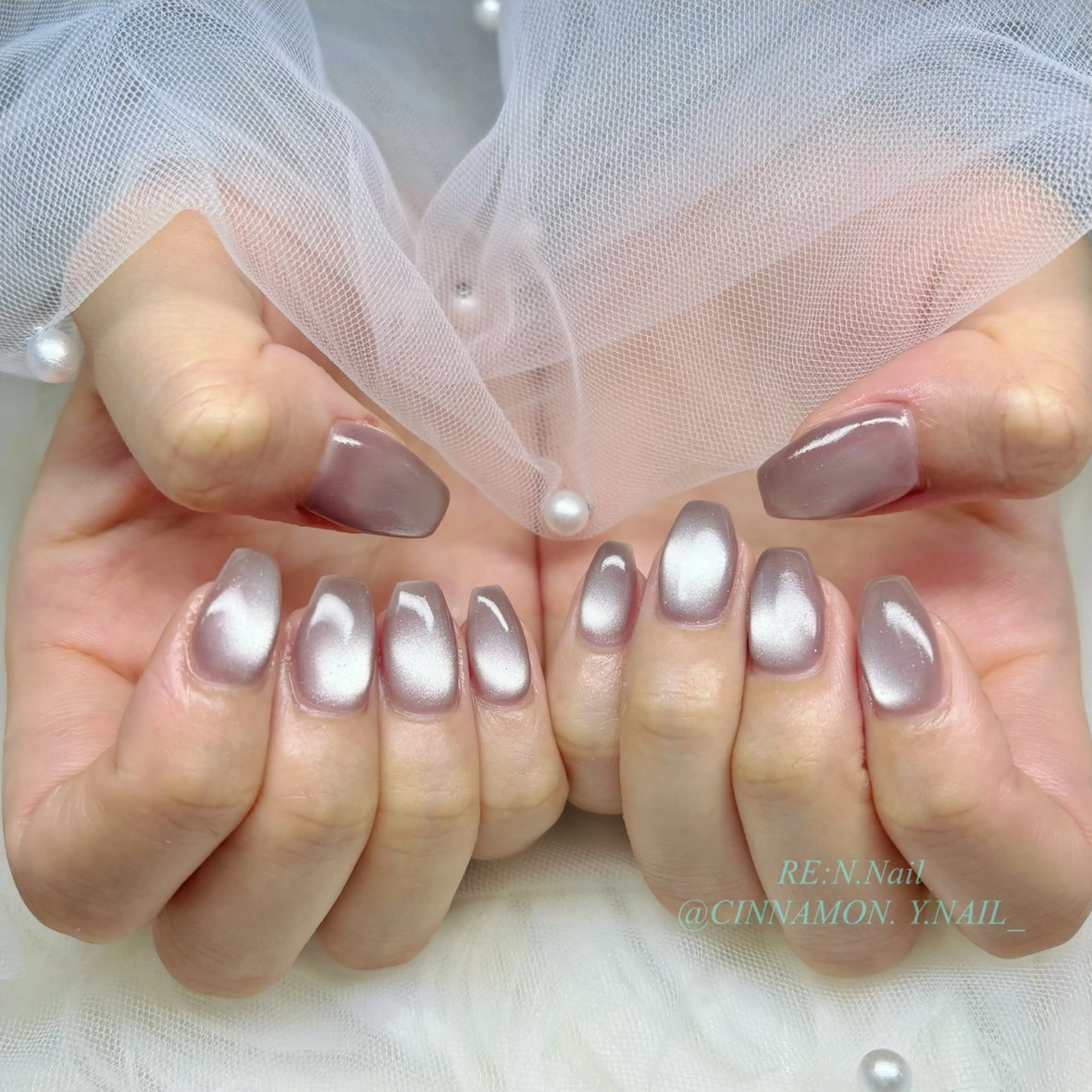 ネイル 氷ネイル・うるうるネイル Yuna🩵 RE:N.Nailのネイルデザイン